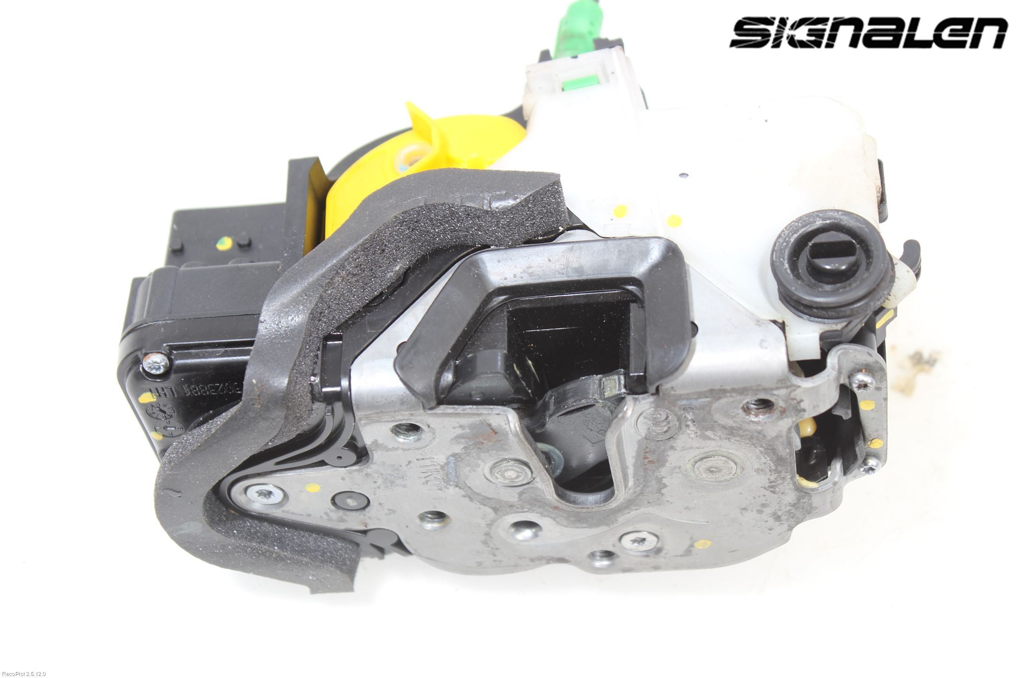 Opel INSIGNIA 09-16 Låskista-Dörrlås