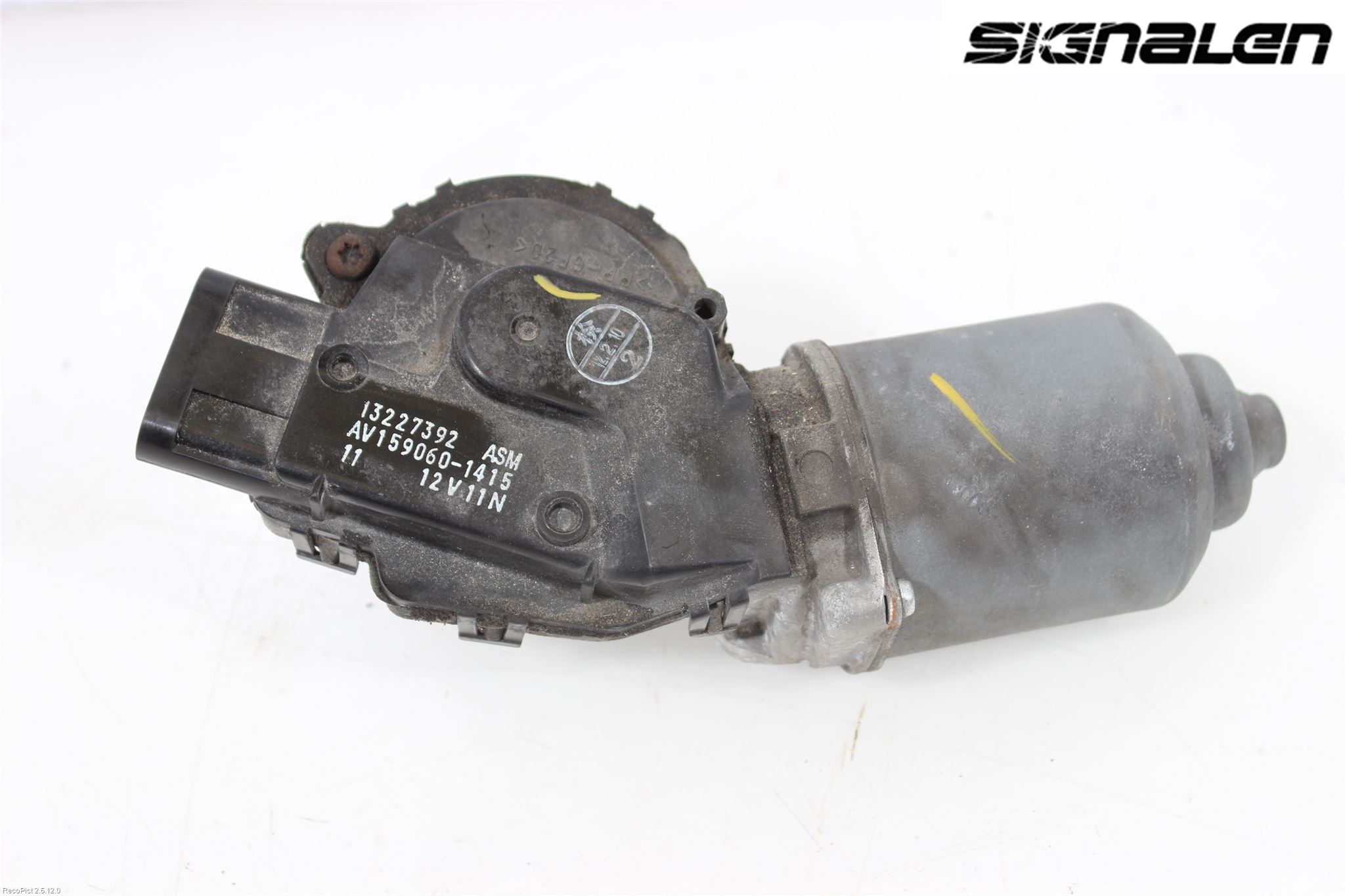 Opel INSIGNIA 09-16 Torkarmotor Vindruta