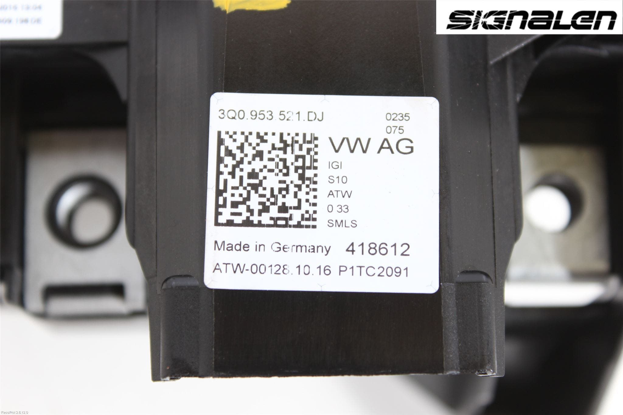 Volkswagen VW PASSAT 15-19 Spakcentral