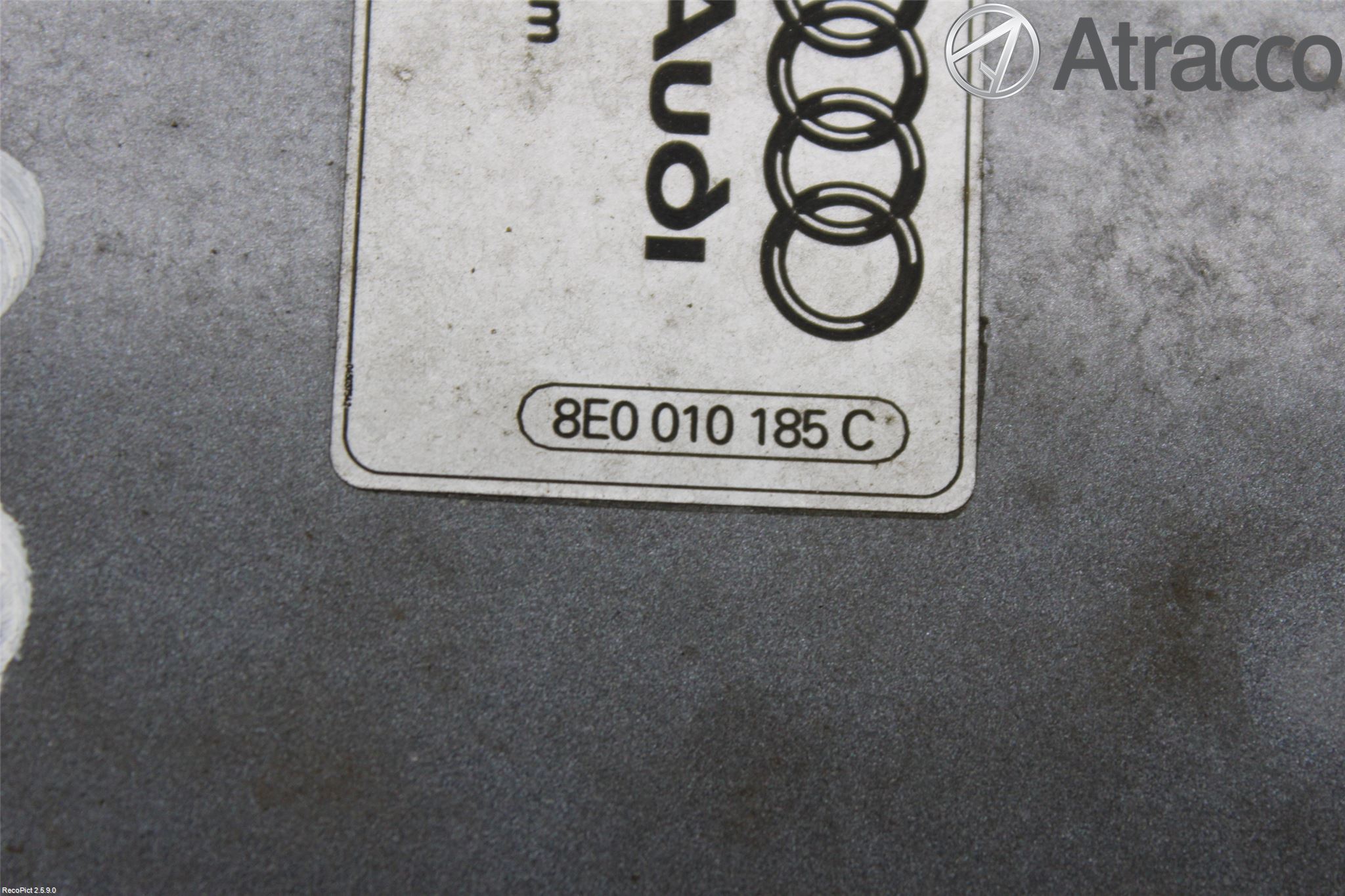 Audi A4/S4 05-07 Tanklucka