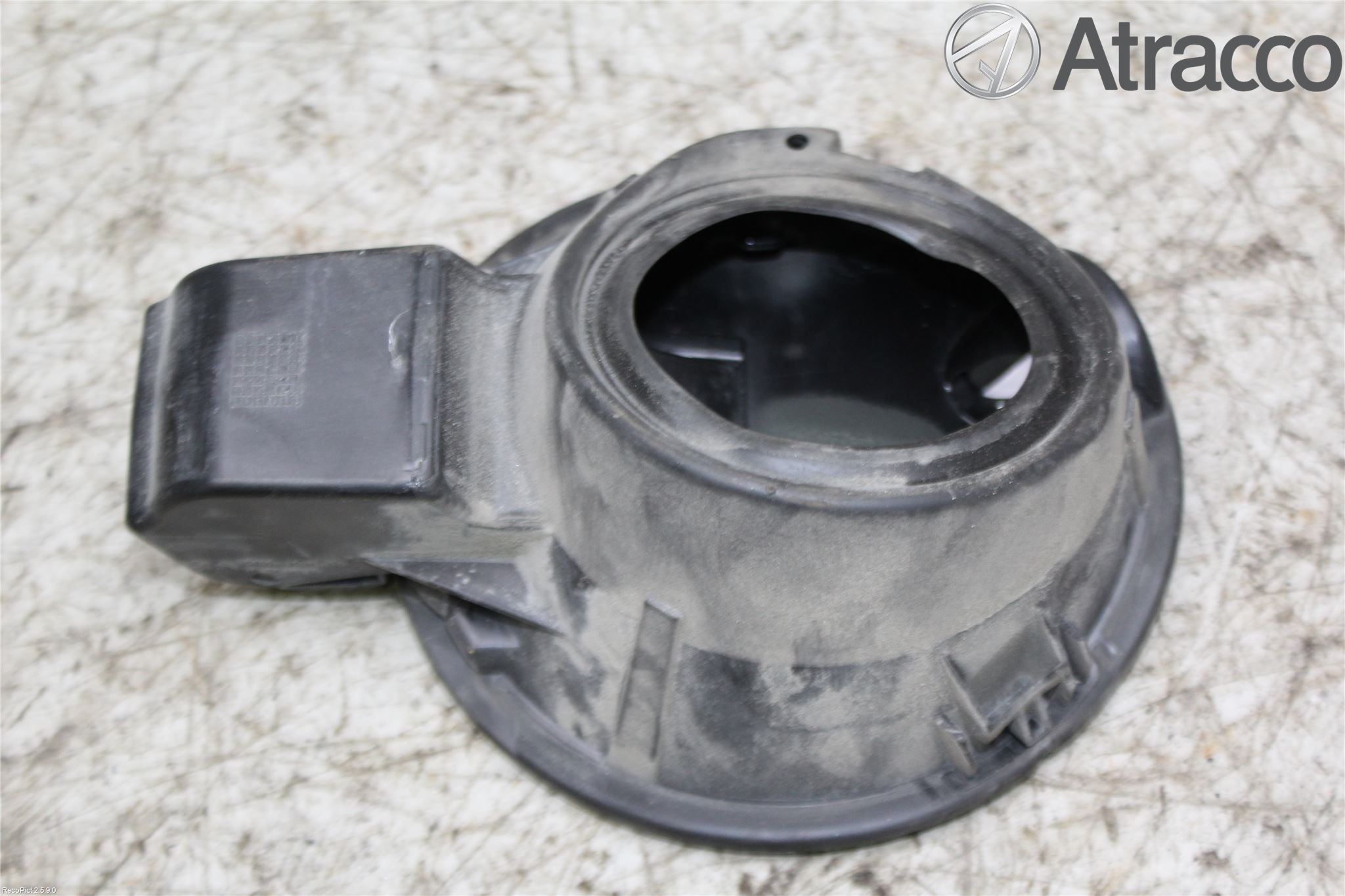 Peugeot 208 12-15 Tanklucka