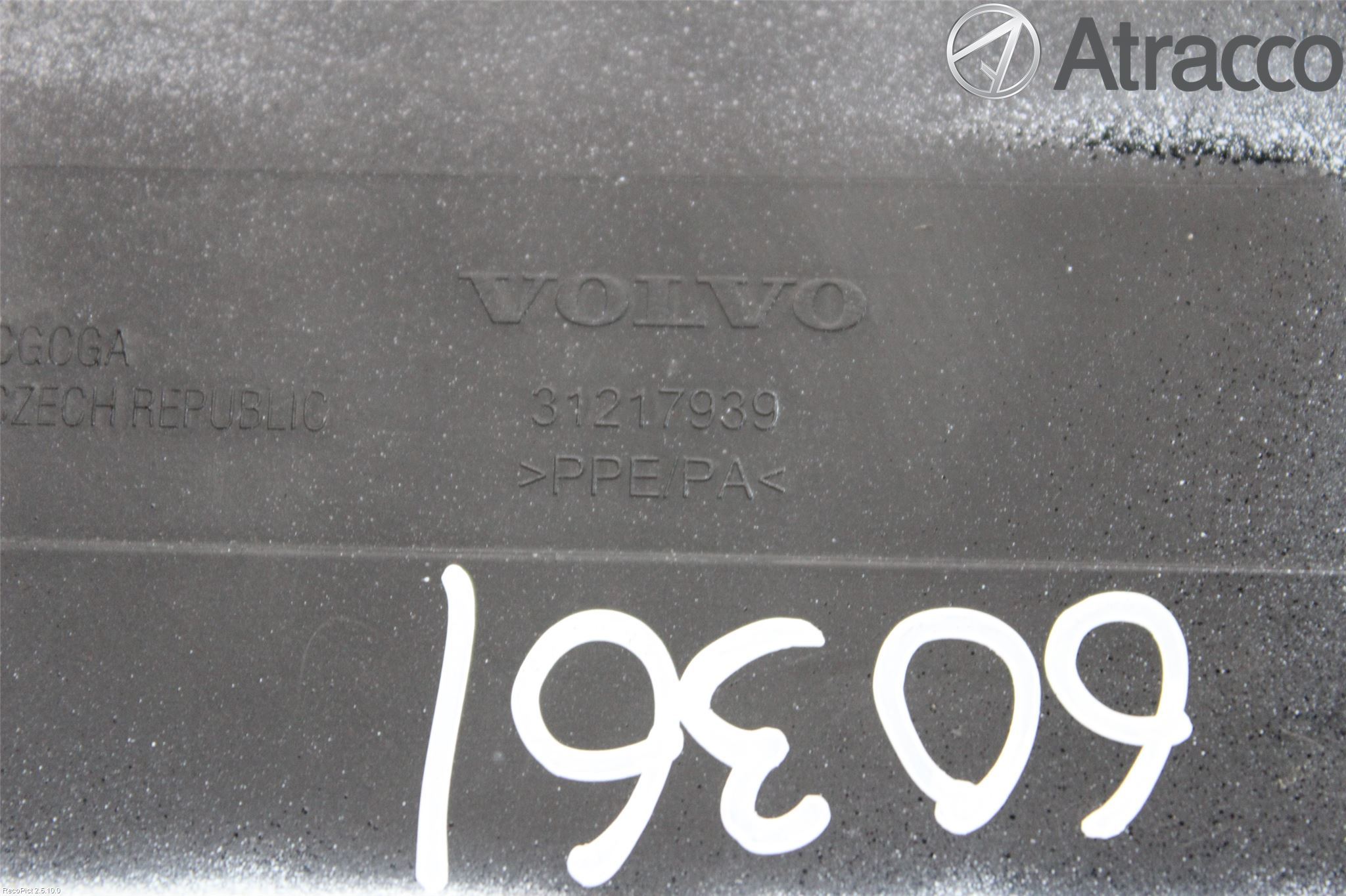 Volvo V60 11-13 Tanklucka