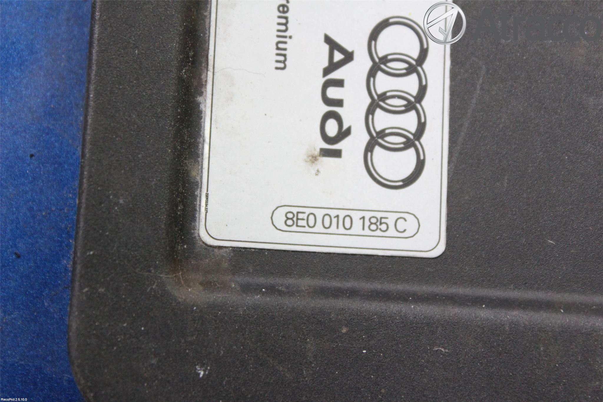 Audi A4/S4 08-11 Tanklucka