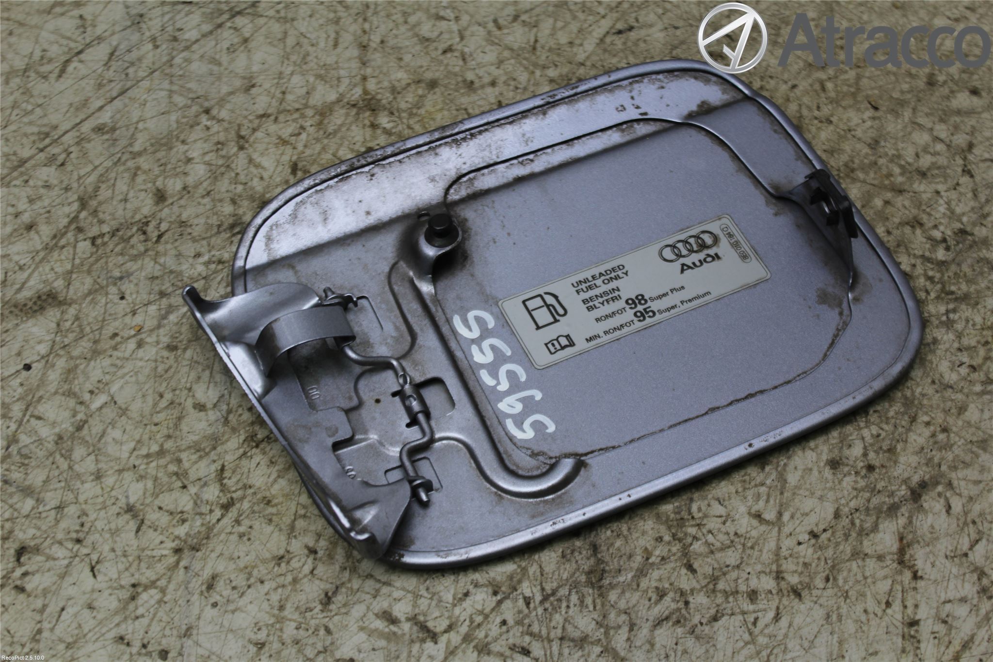 Audi A4/S4 05-07 Tanklucka