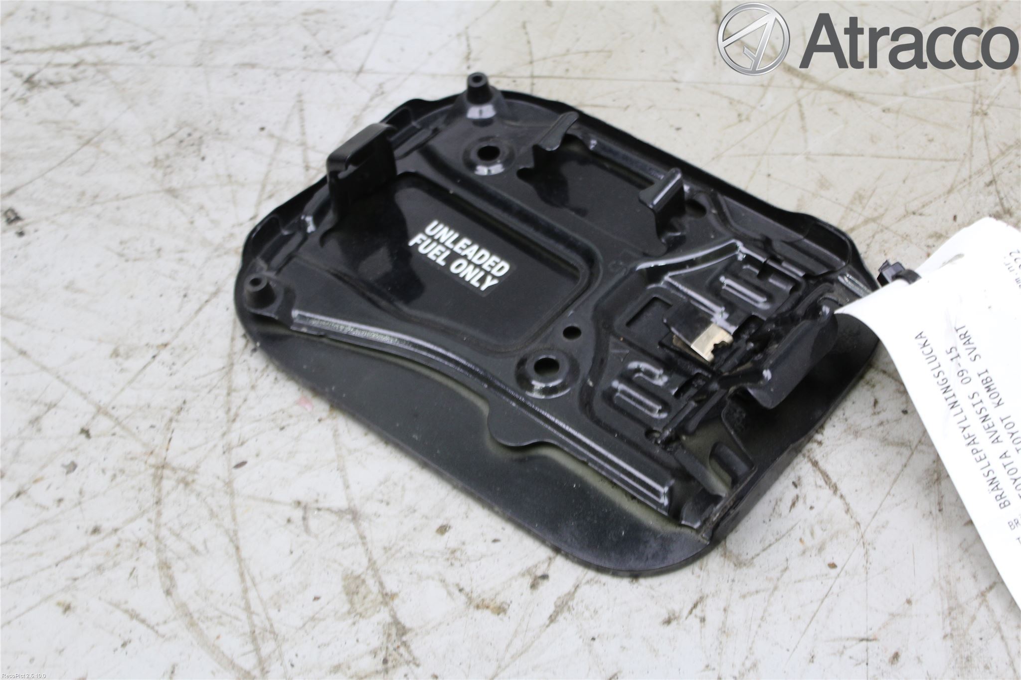 Toyota AVENSIS 09-15 Tanklucka