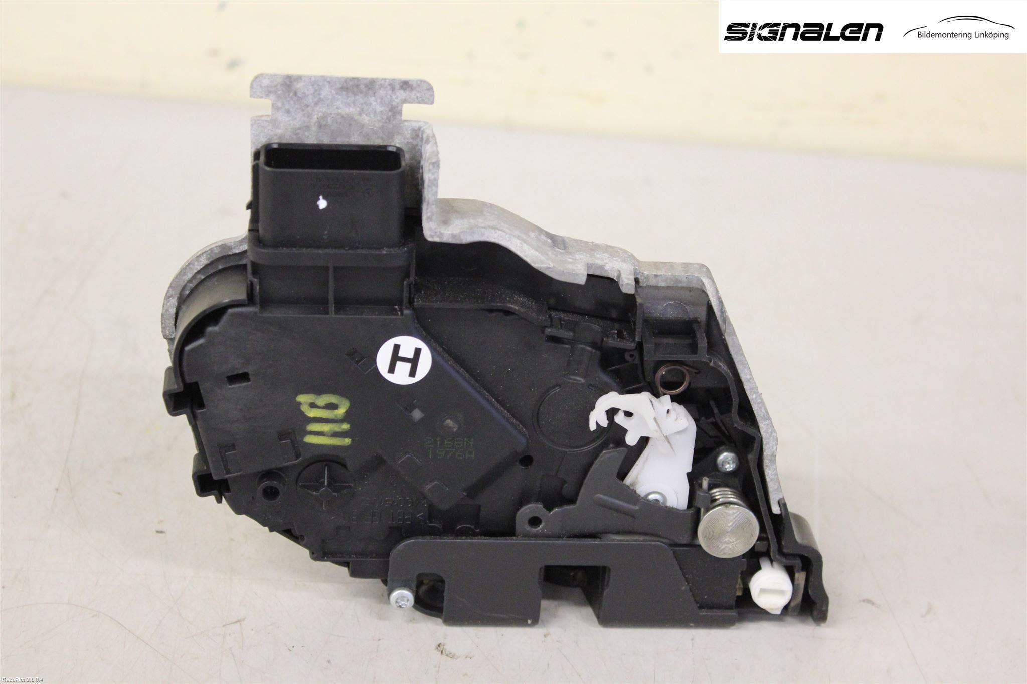 Volvo V50 08-12 Låskista-Dörrlås