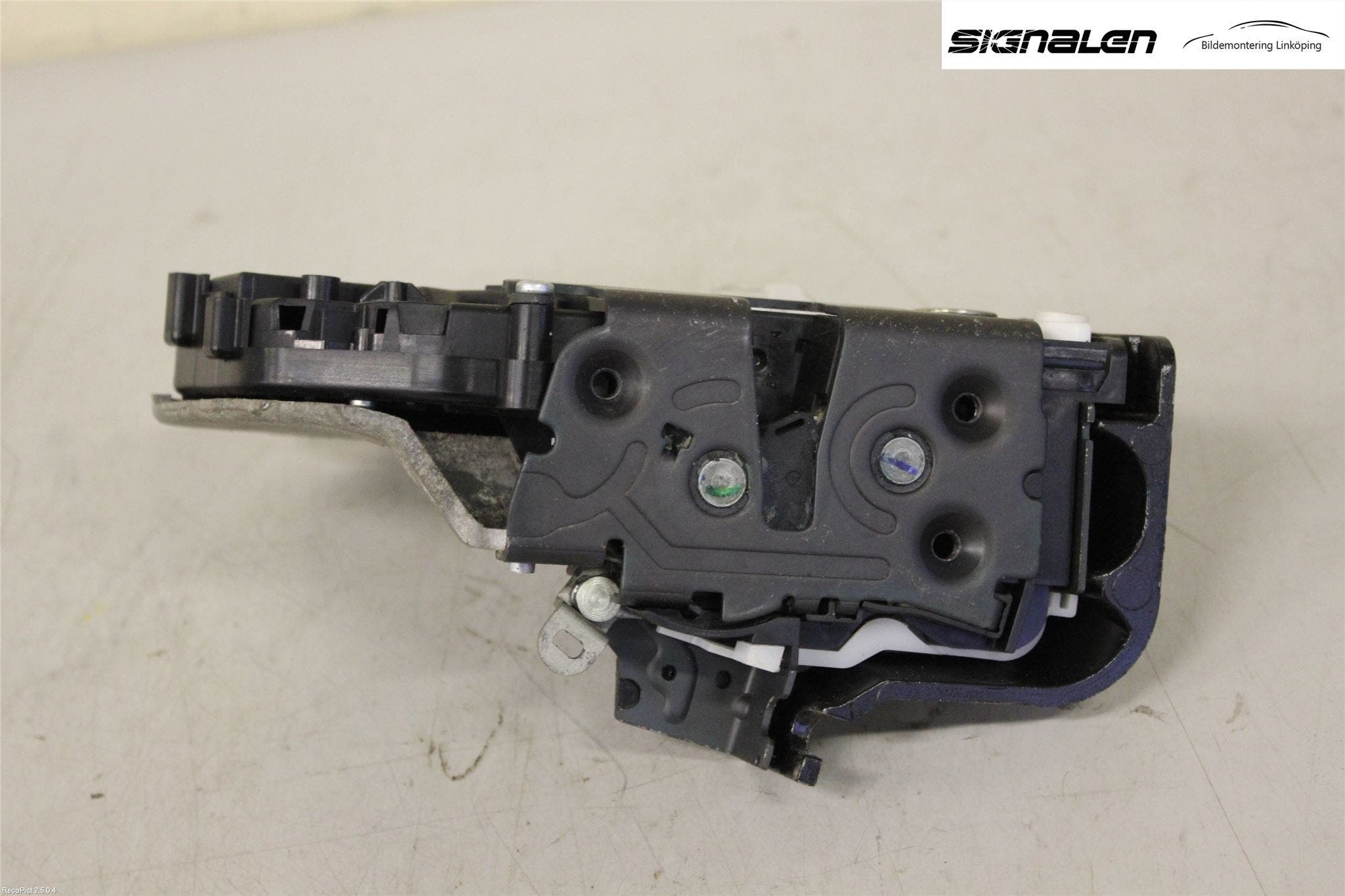 Volvo V50 08-12 Låskista-Dörrlås