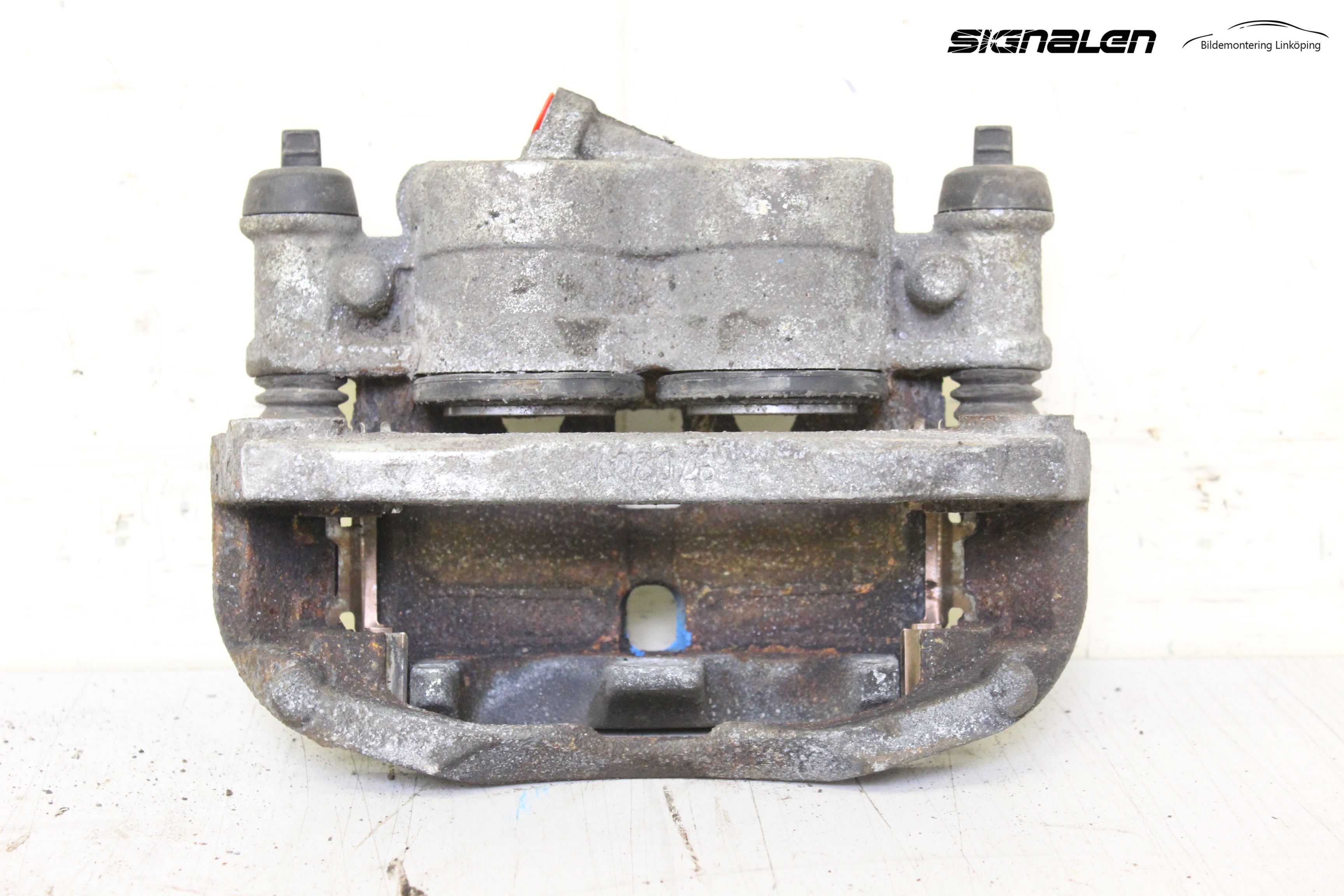 Iveco DAILY 14->> Bromsok Fram Höger