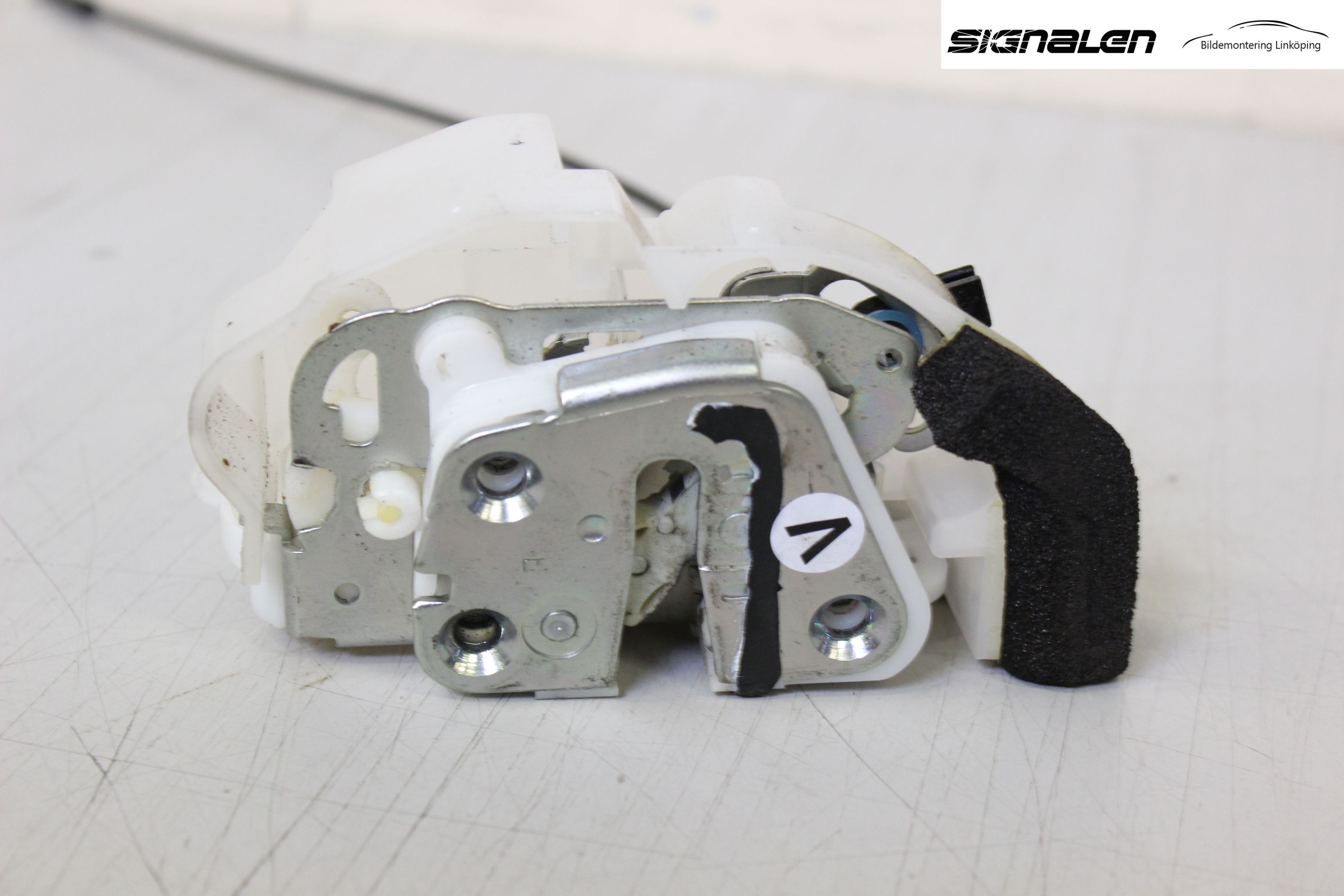 Subaru IMPREZA III 08-11 Låskista-Dörrlås