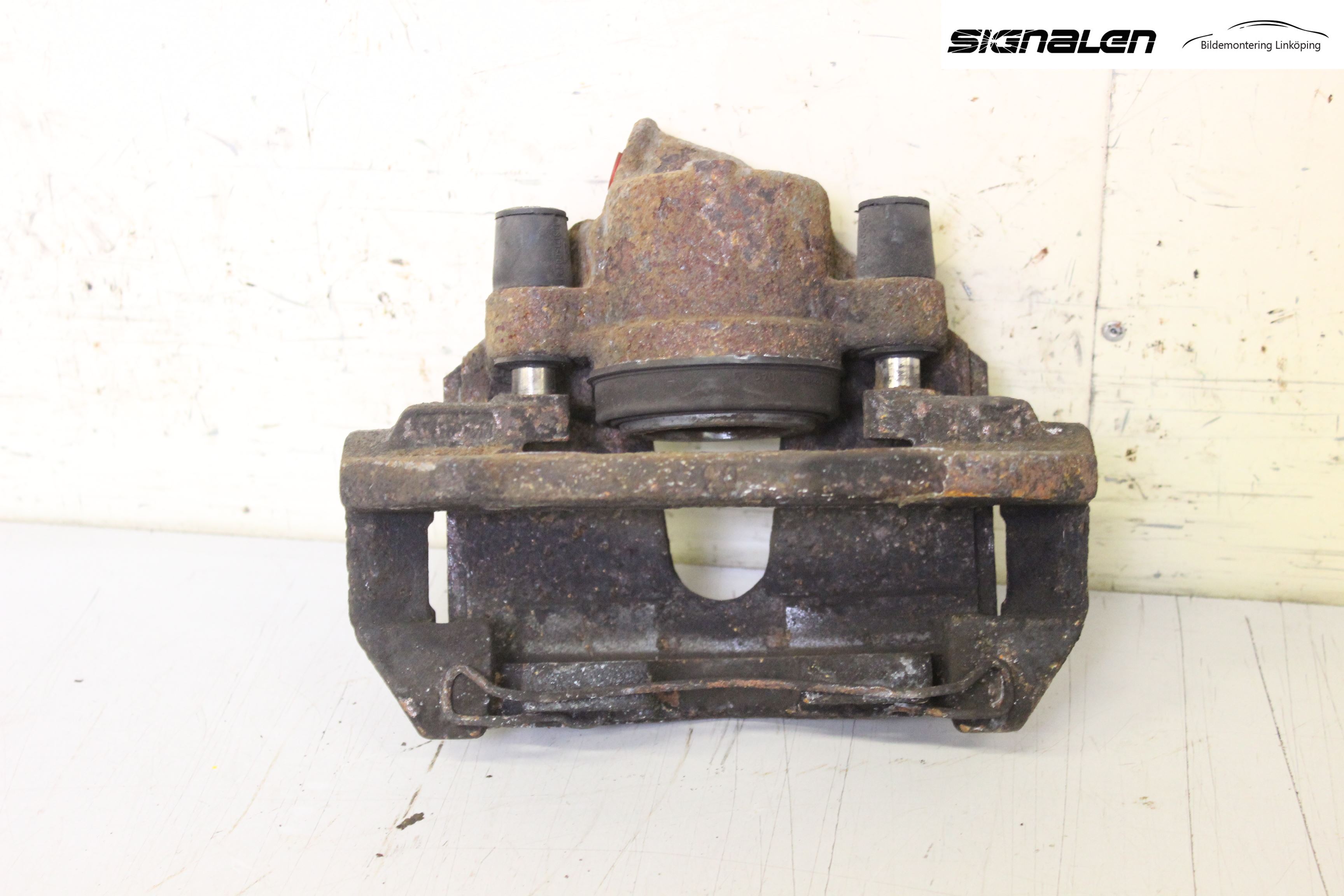 Ford TRANSIT CONNECT 09-13 Bromsok Fram Vänster