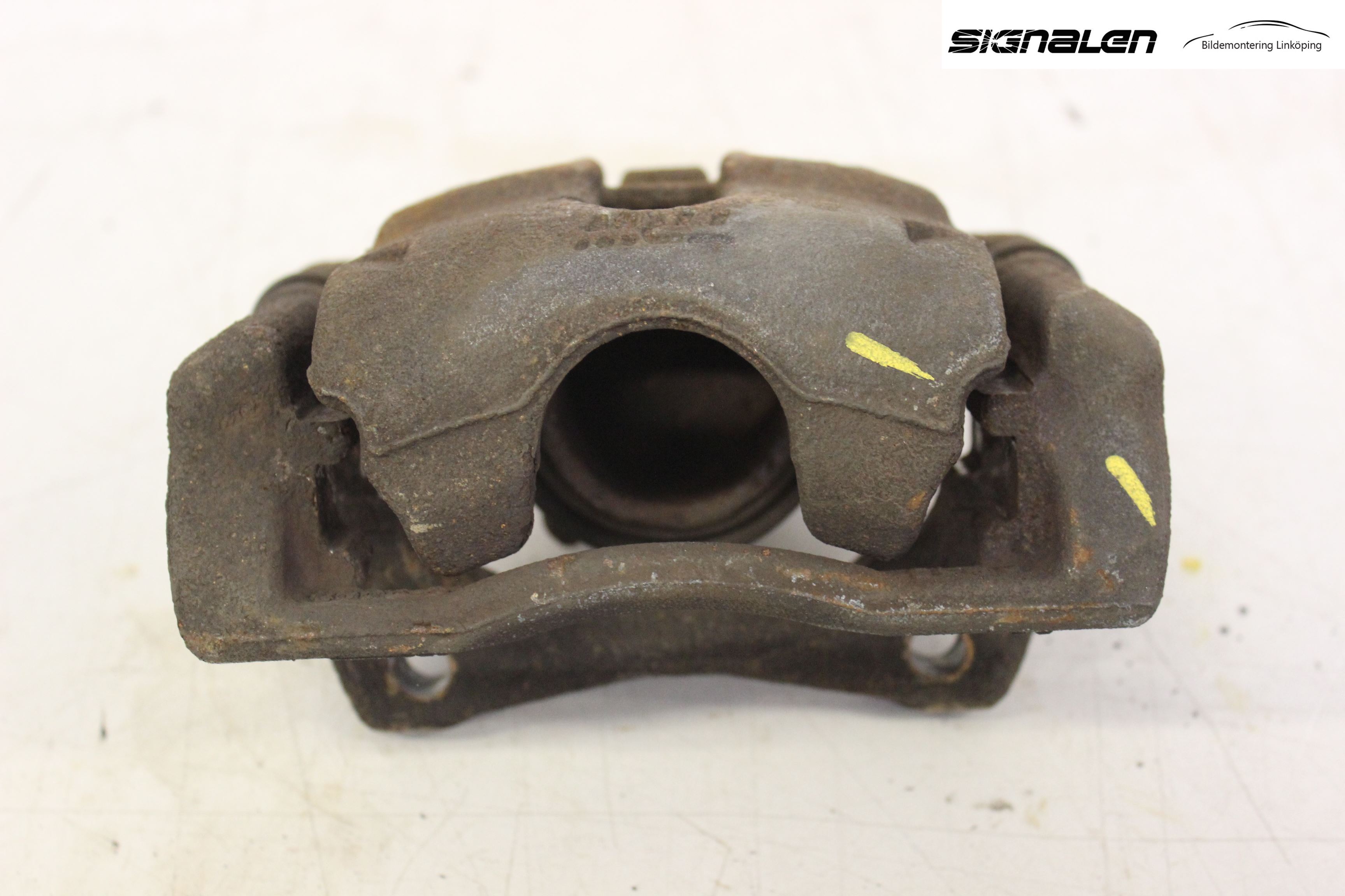 Renault CLIO III  09-12 Bromsok Fram Vänster