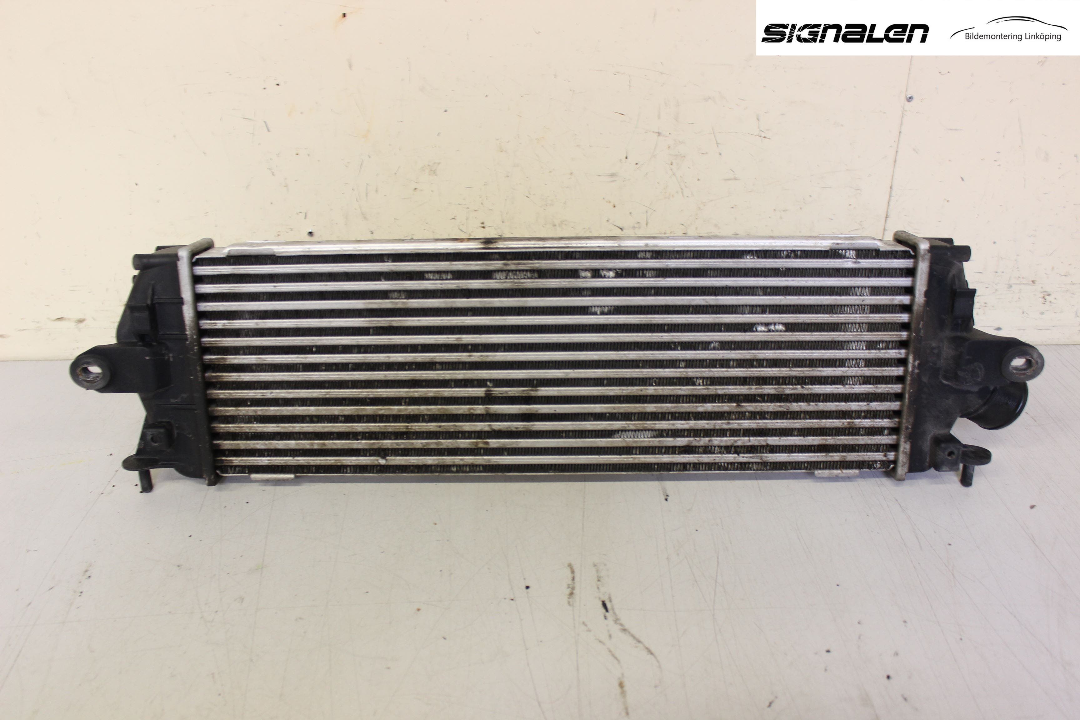 Opel VIVARO 01-14 Laddluft-Intercooler Kyl