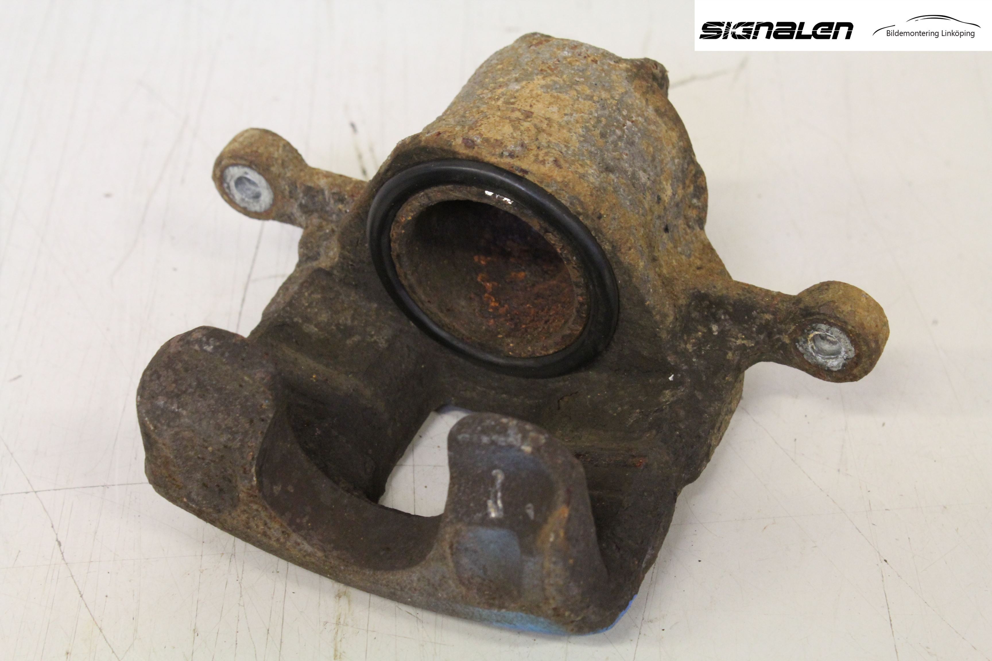 Hyundai i20 PB 09-14 Bromsok Fram Höger