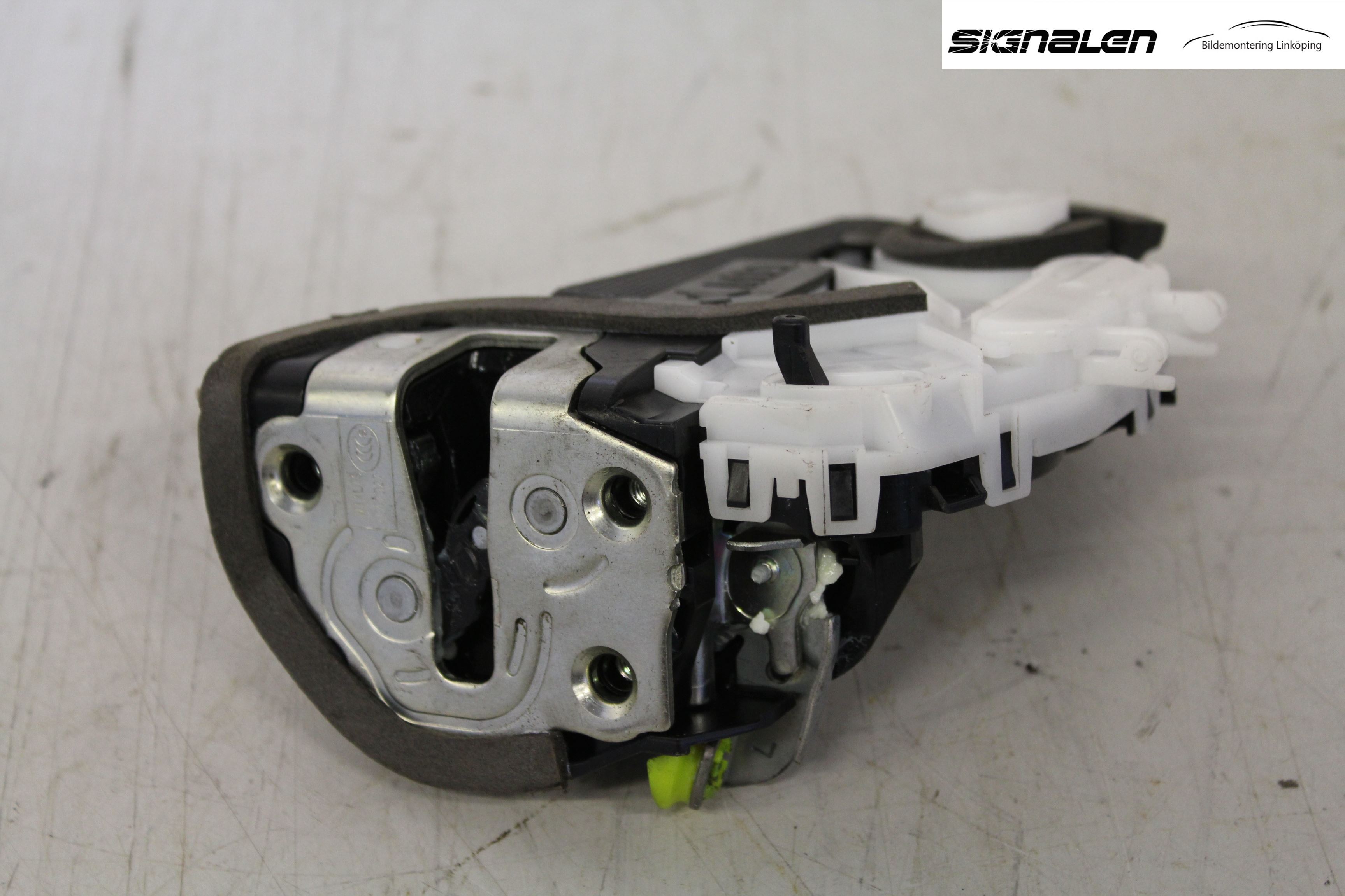 Honda CR-V 13-18 Låskista-Dörrlås