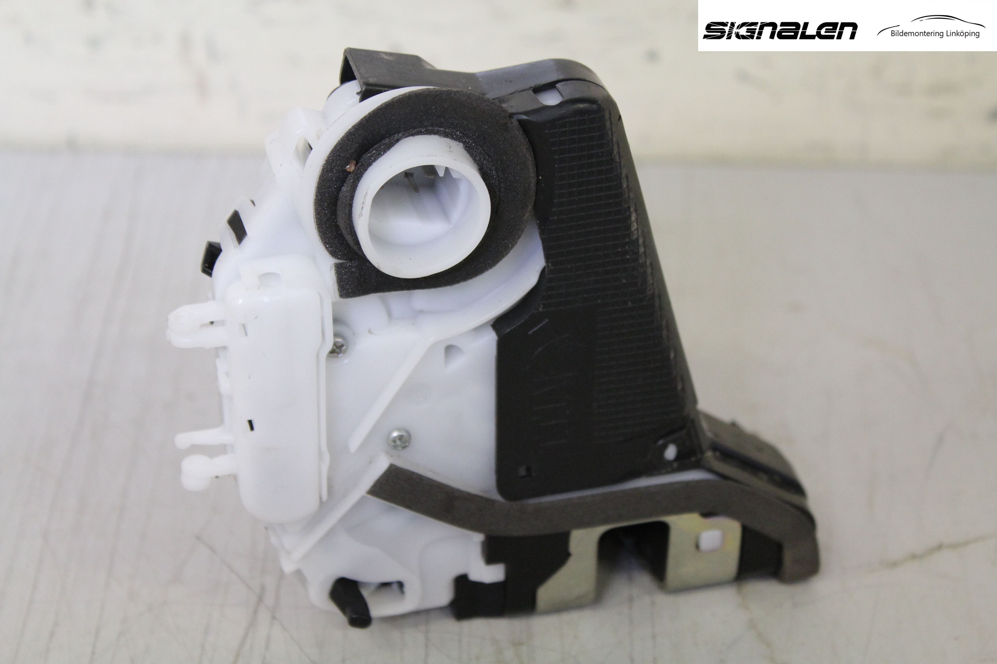 Honda CR-V 13-18 Låskista-Dörrlås