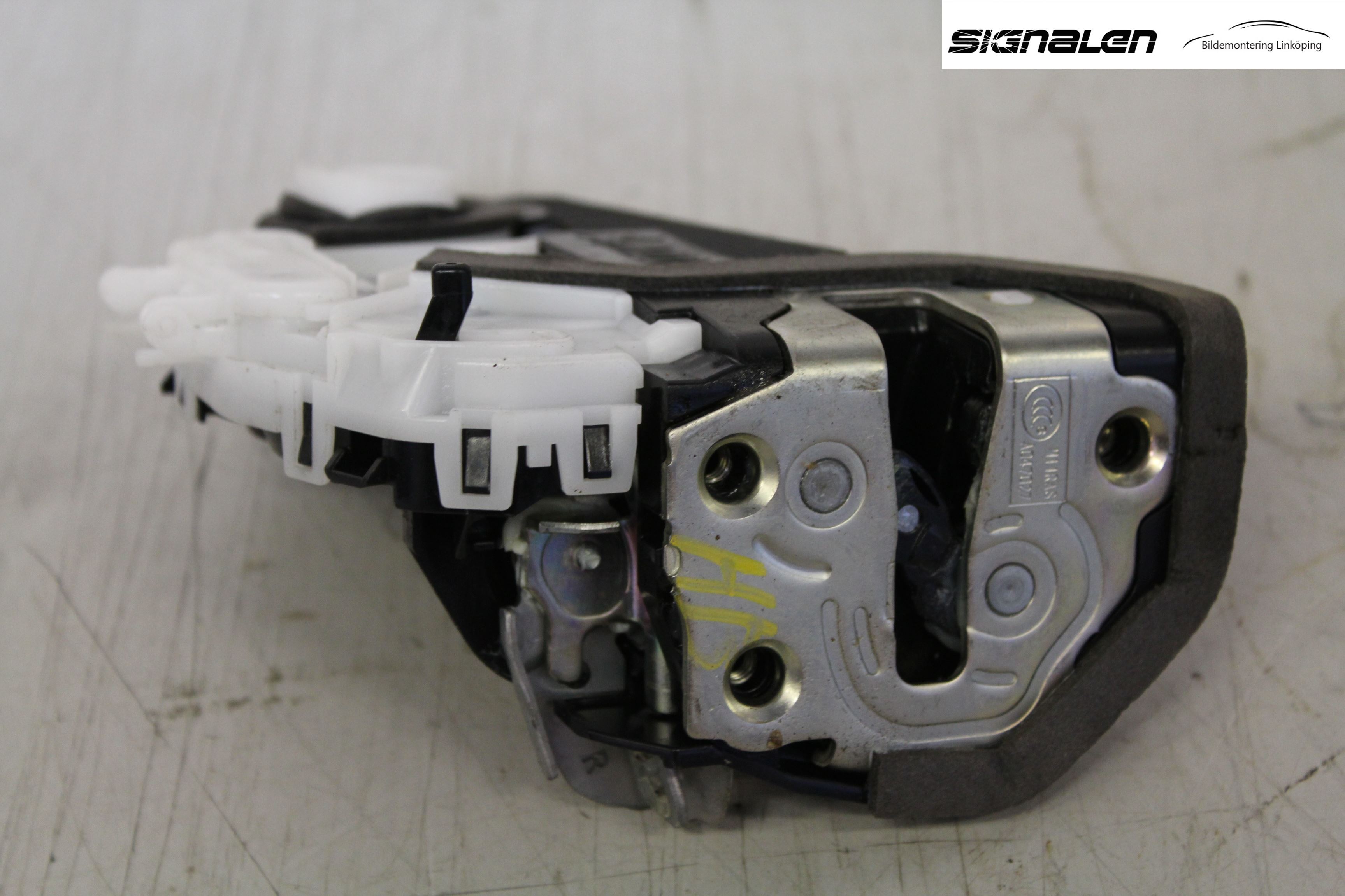 Honda CR-V 13-18 Låskista-Dörrlås