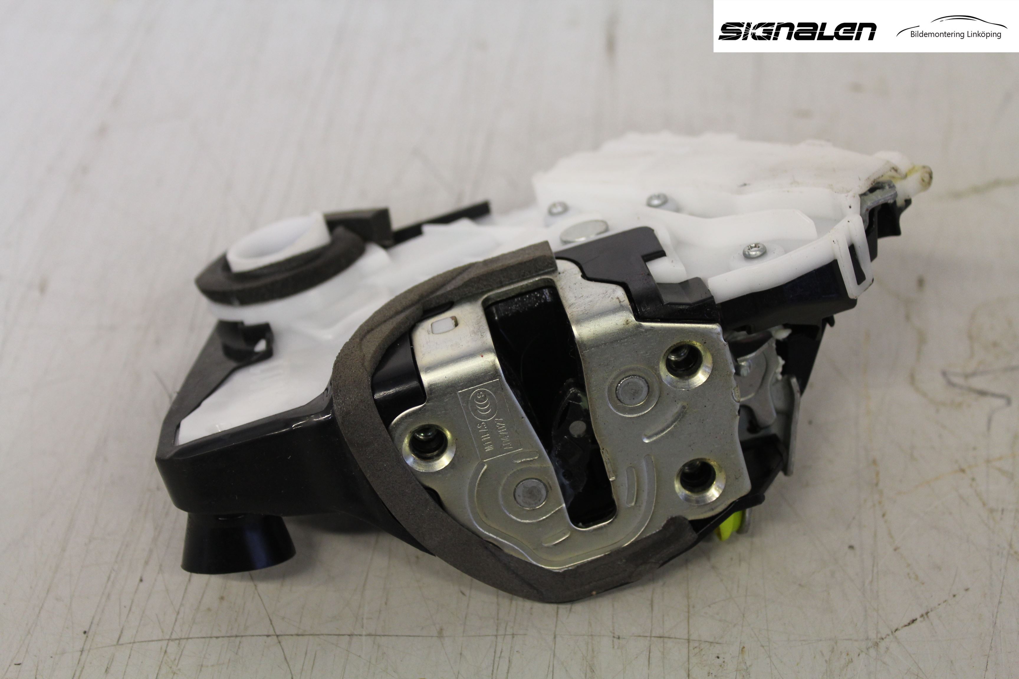 Honda CR-V 13-18 Låskista-Dörrlås