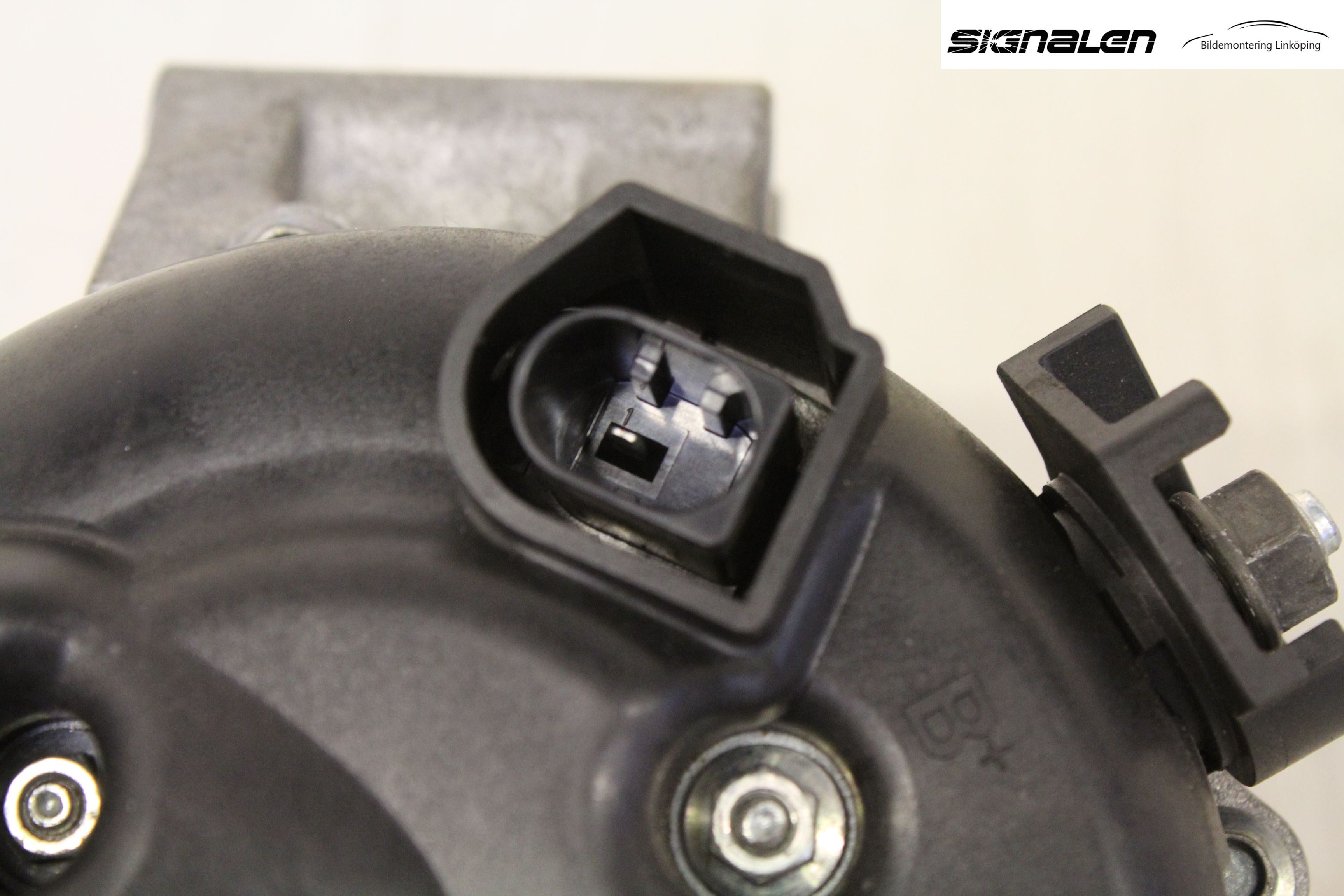BMW 5 F10/F11/F18 09-17 Generator