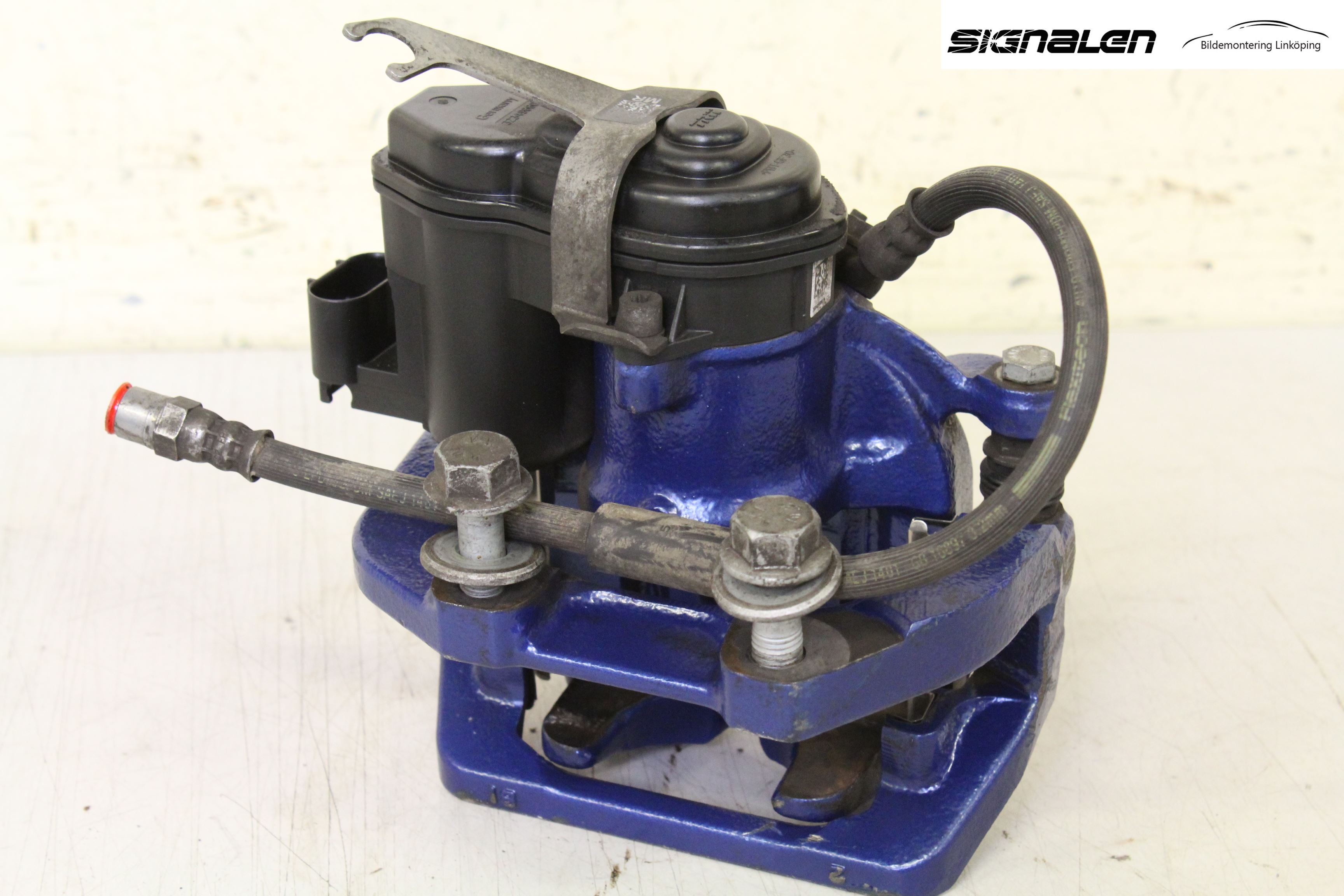 BMW 5 F10/F11/F18 09-17 Bromsok Bak Höger