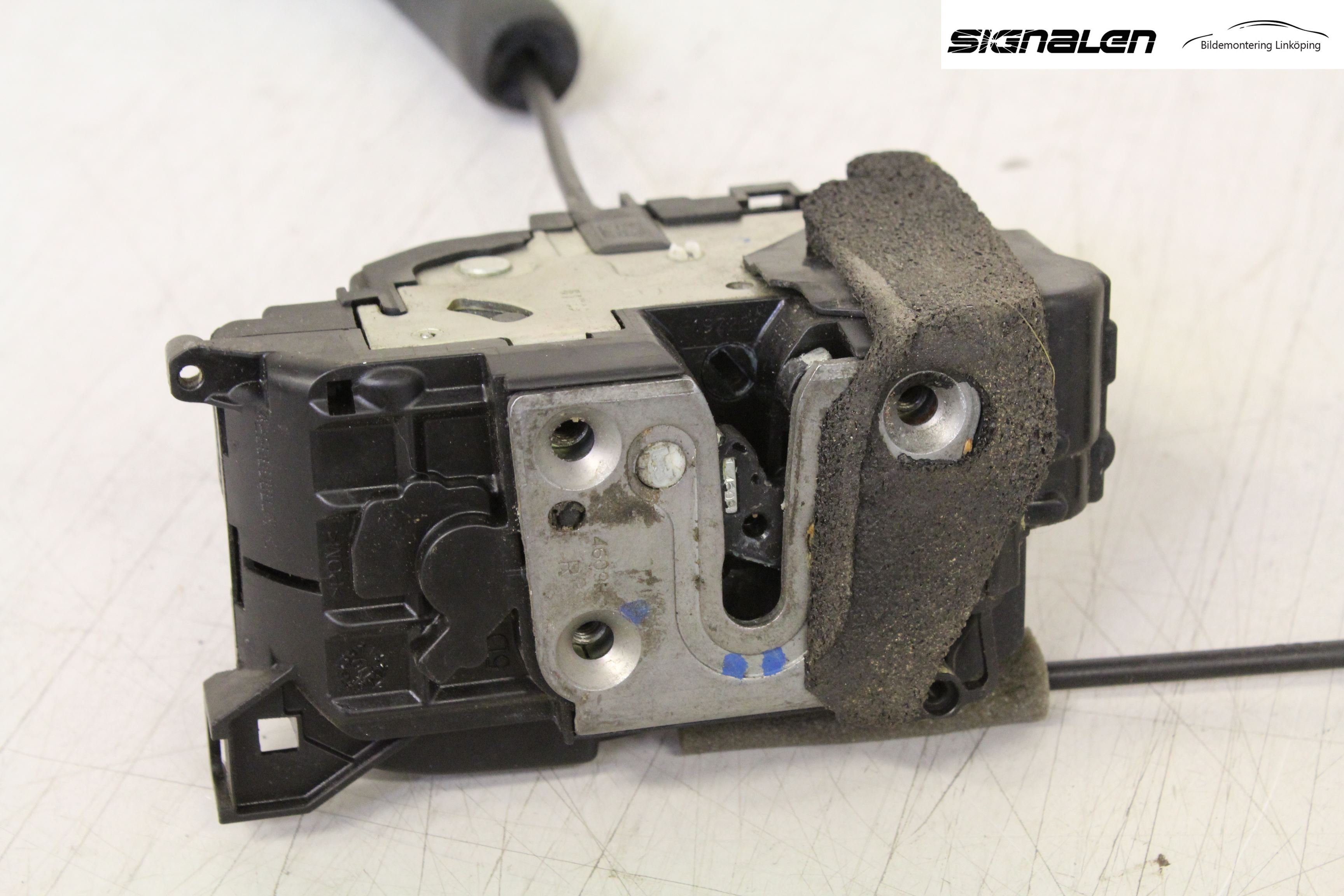 Renault LAGUNA III 08-10 Låskista-Dörrlås