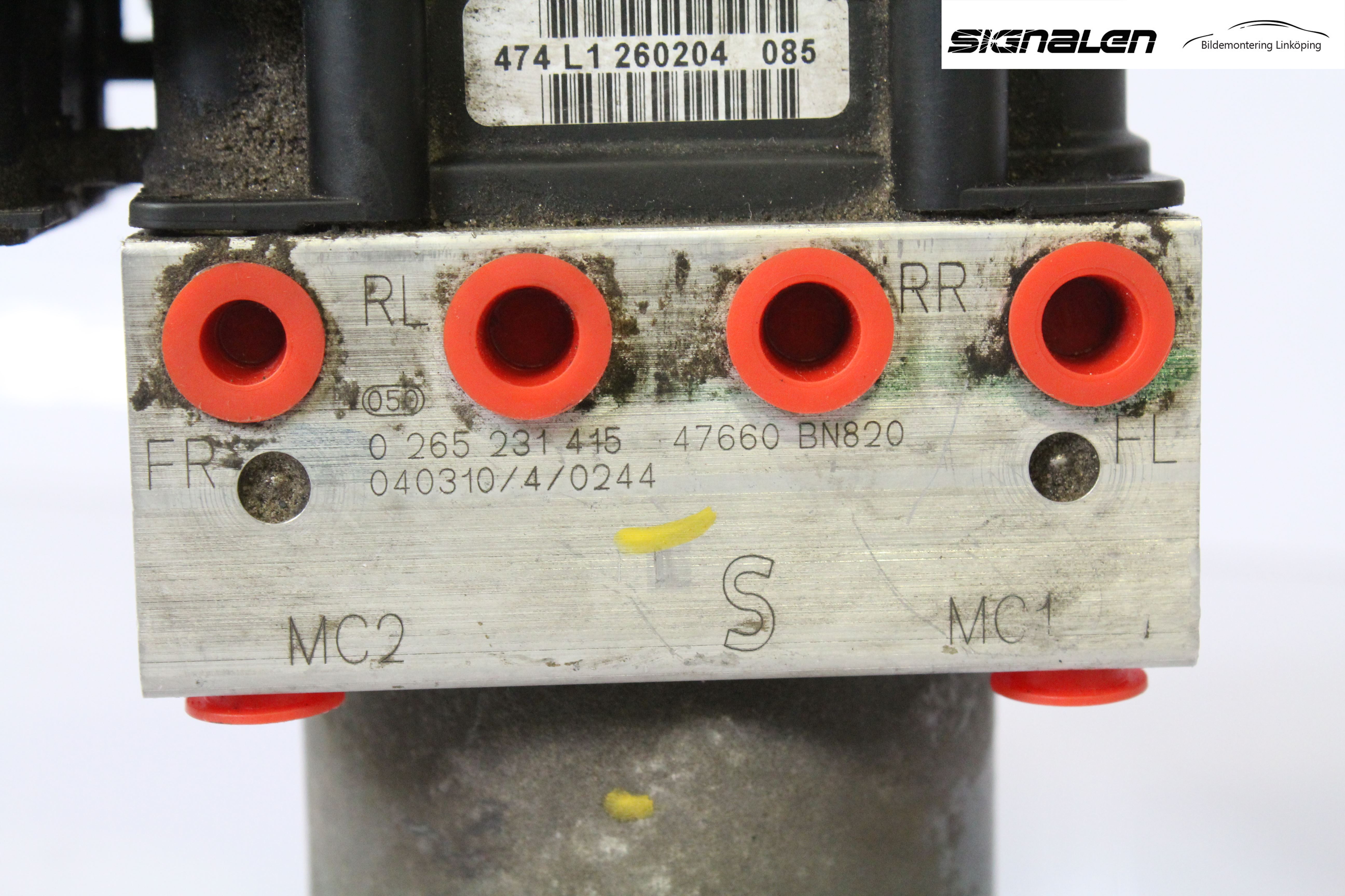 Nissan ALMERA    00-06 Abs Hydraulaggregat