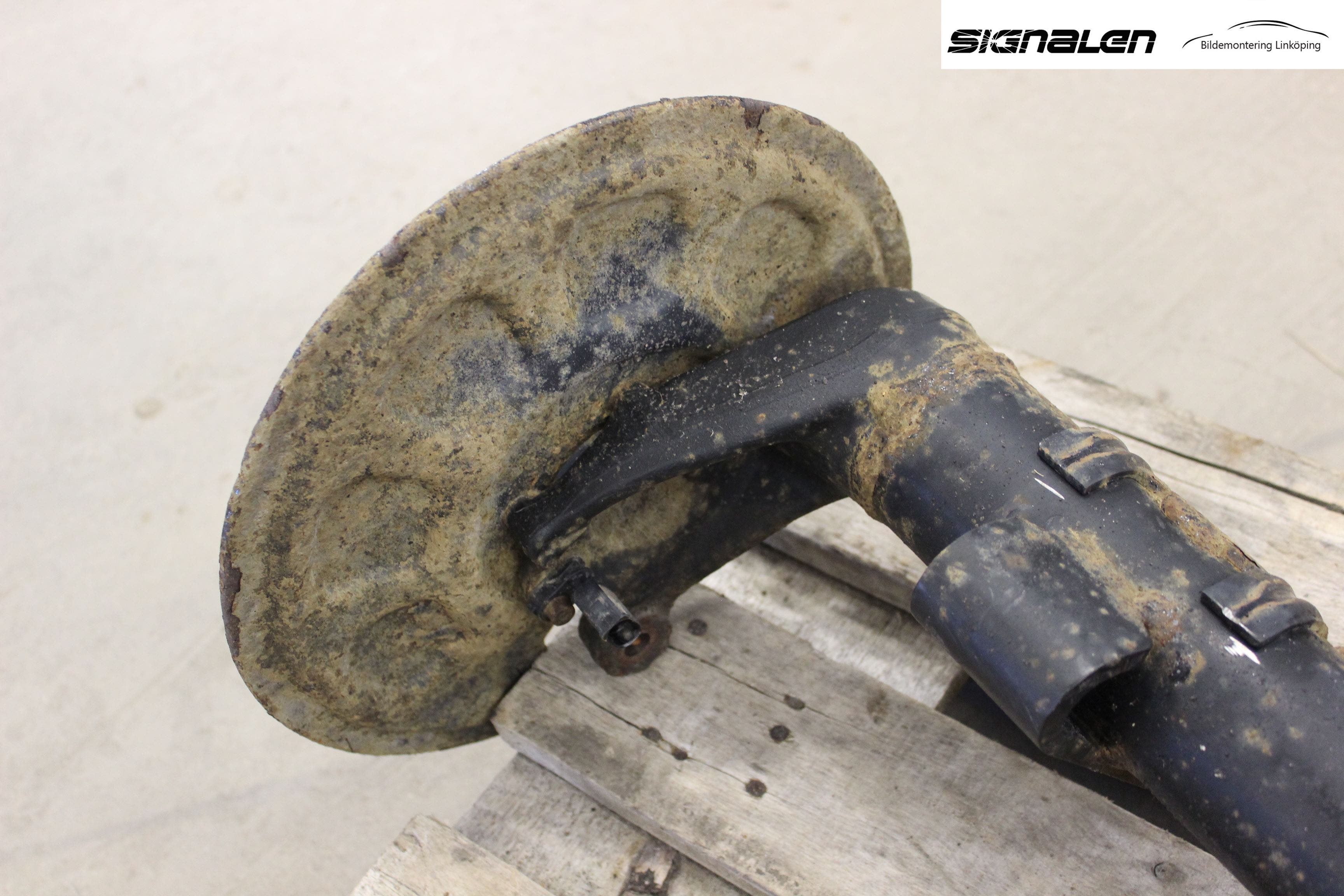 Volkswagen VW CADDY 11-15 Bakaxel