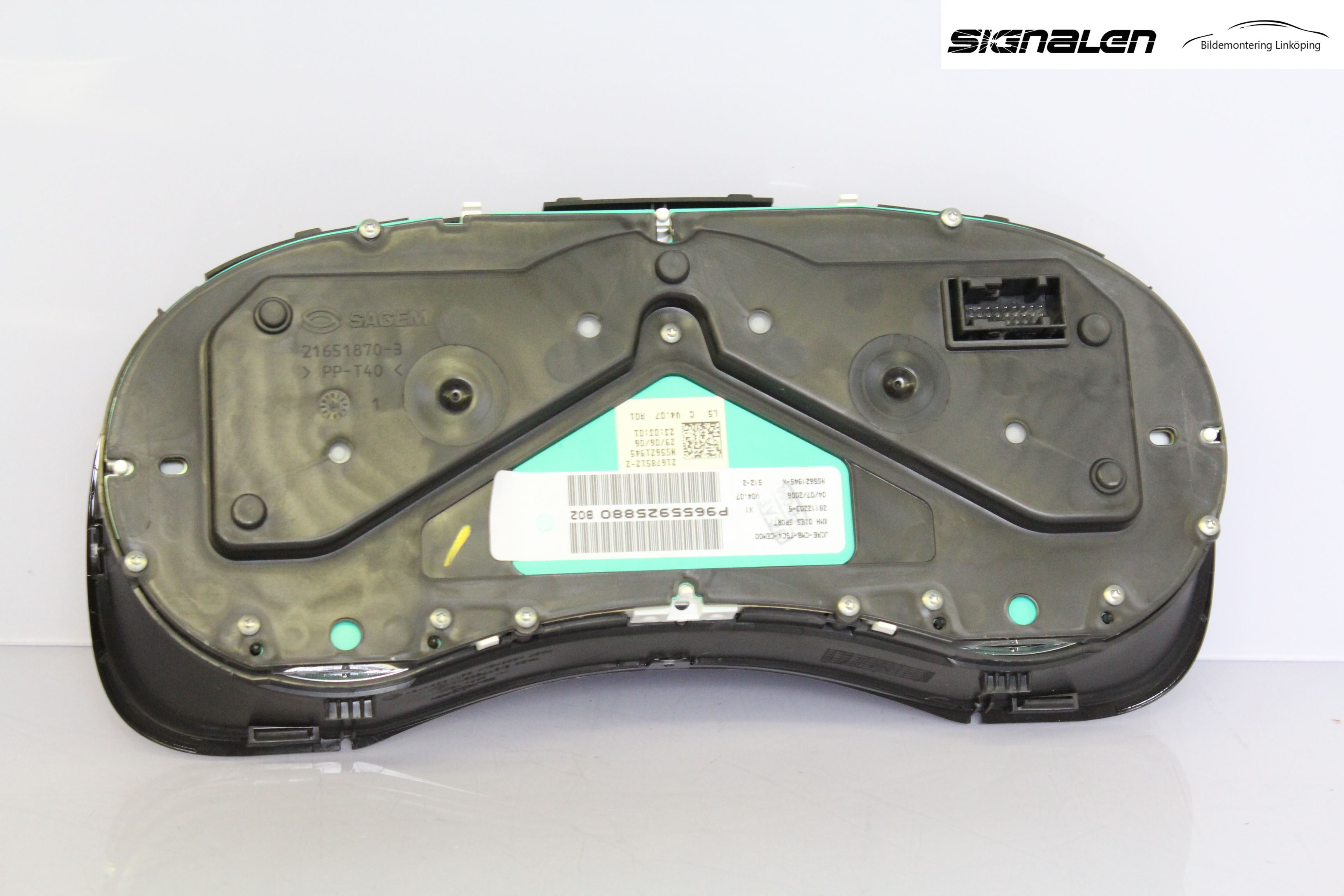 Peugeot 307     05-08 Instrument Komb