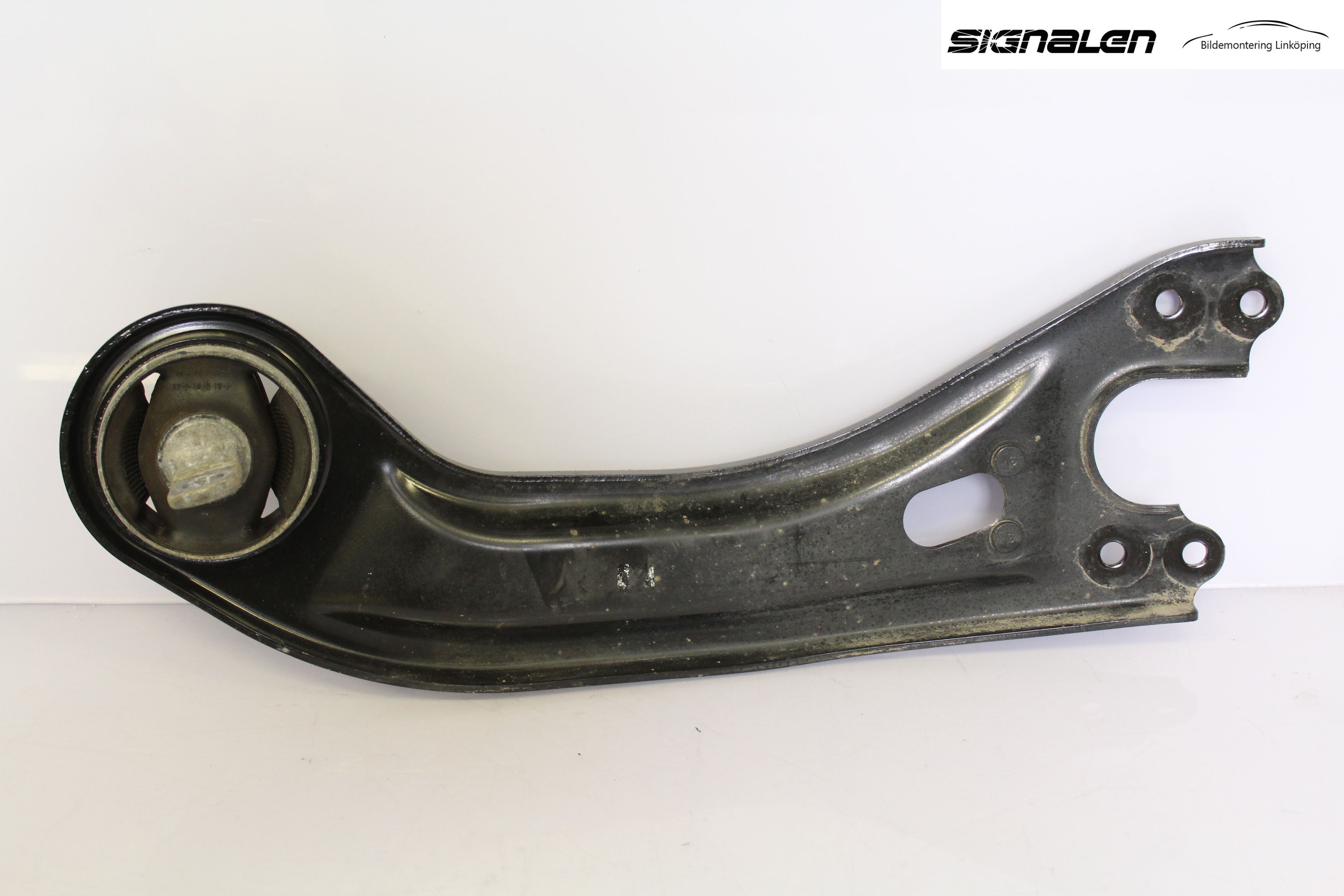 Hyundai i40 16-18 Bärarm Bak Vänster