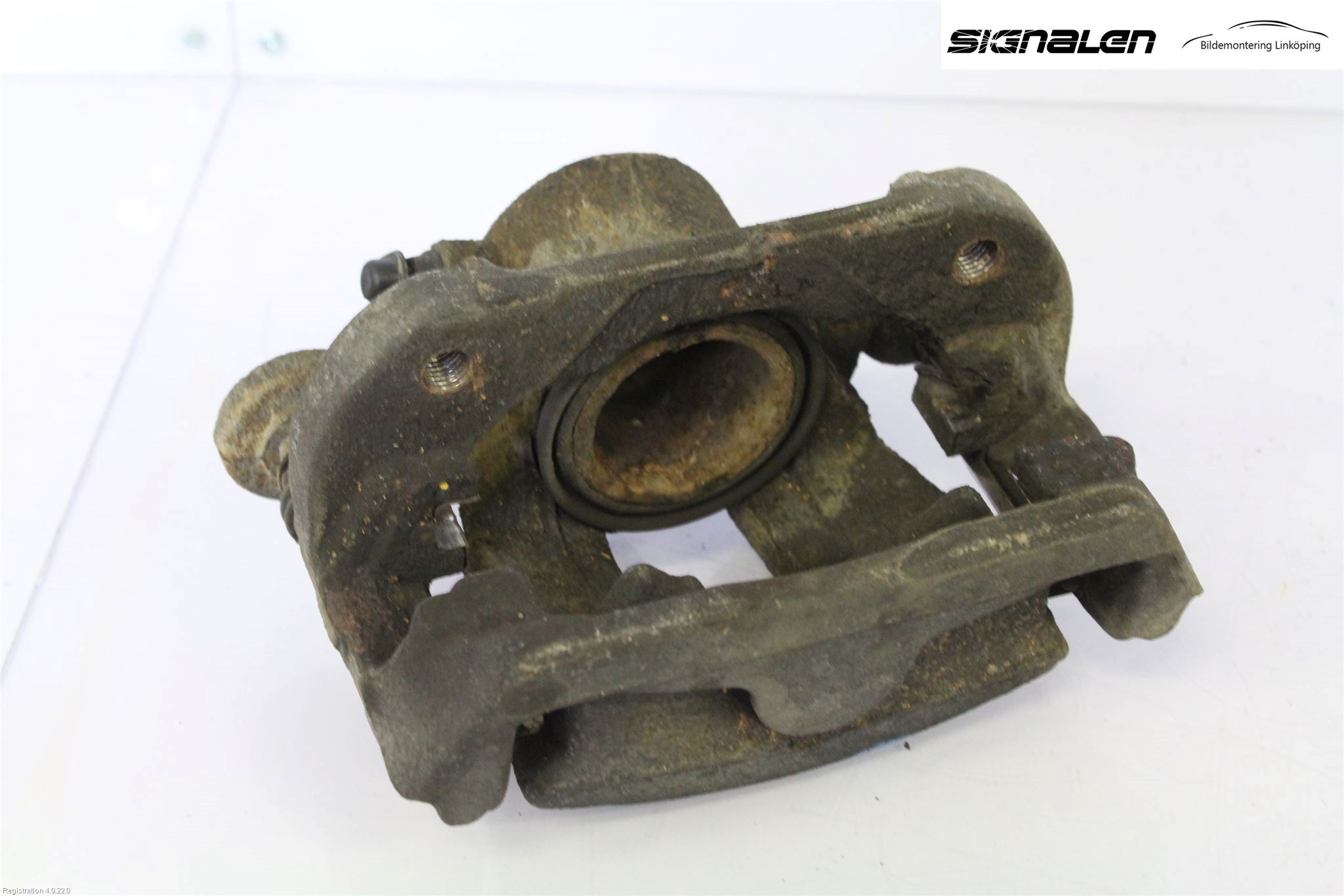 BMW 1 E87/81 5D/3D 03-11 Bromsok Fram Höger