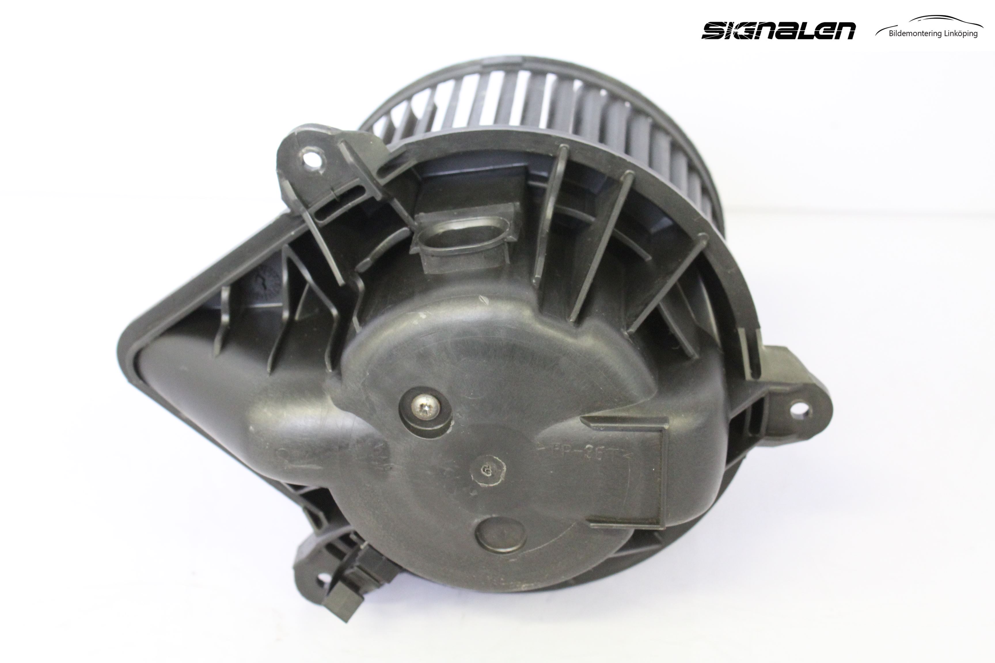 Opel VIVARO 01-14 Värmefläkt