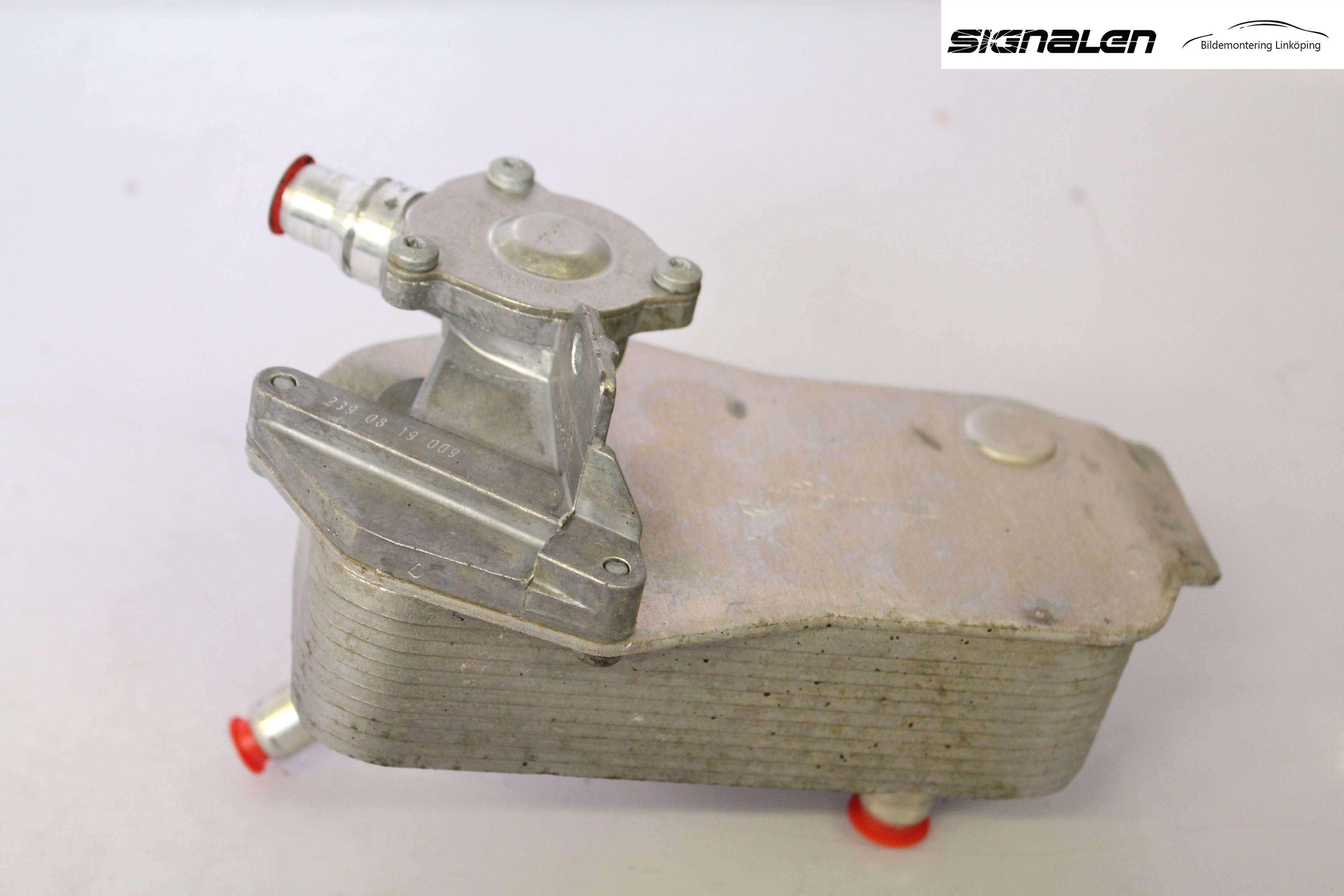 BMW 1 E87/81 5D/3D 03-11 Oljekylare Automat