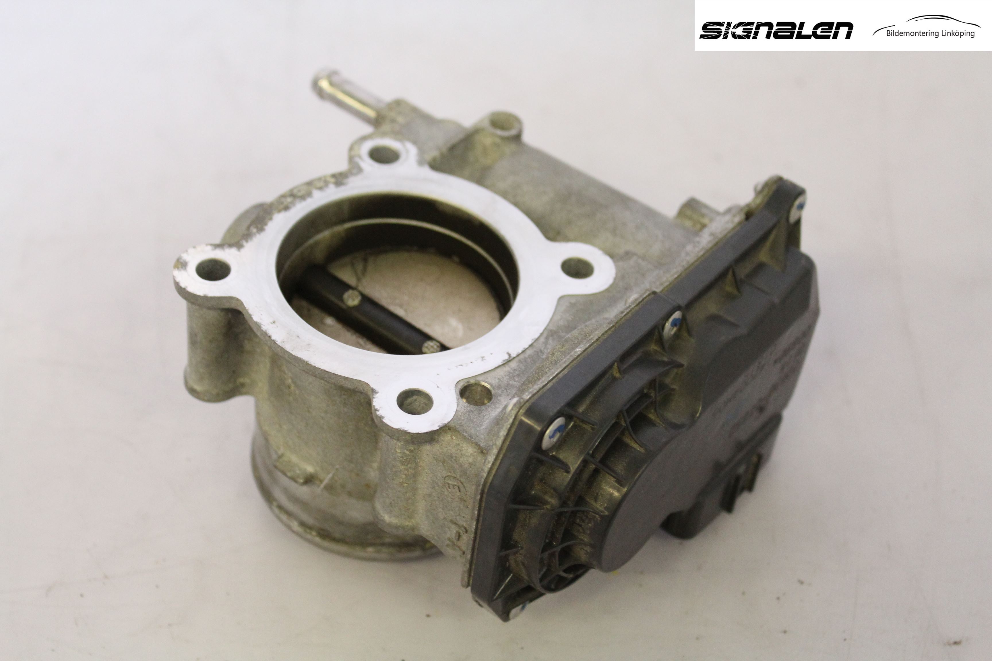 Toyota AURIS 10-12 Injspjällhus