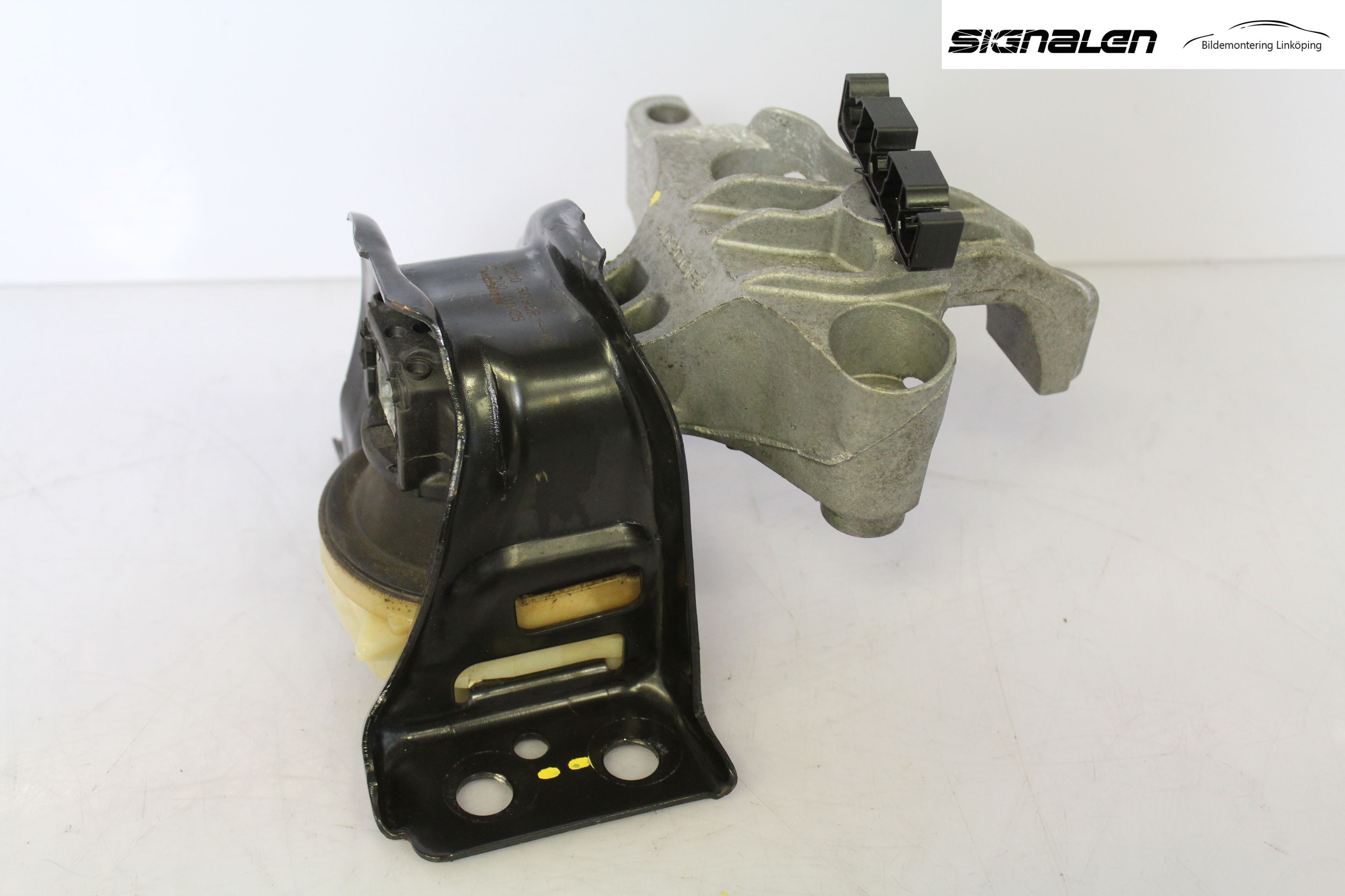 Dacia DOKKER 13- Motorfäste