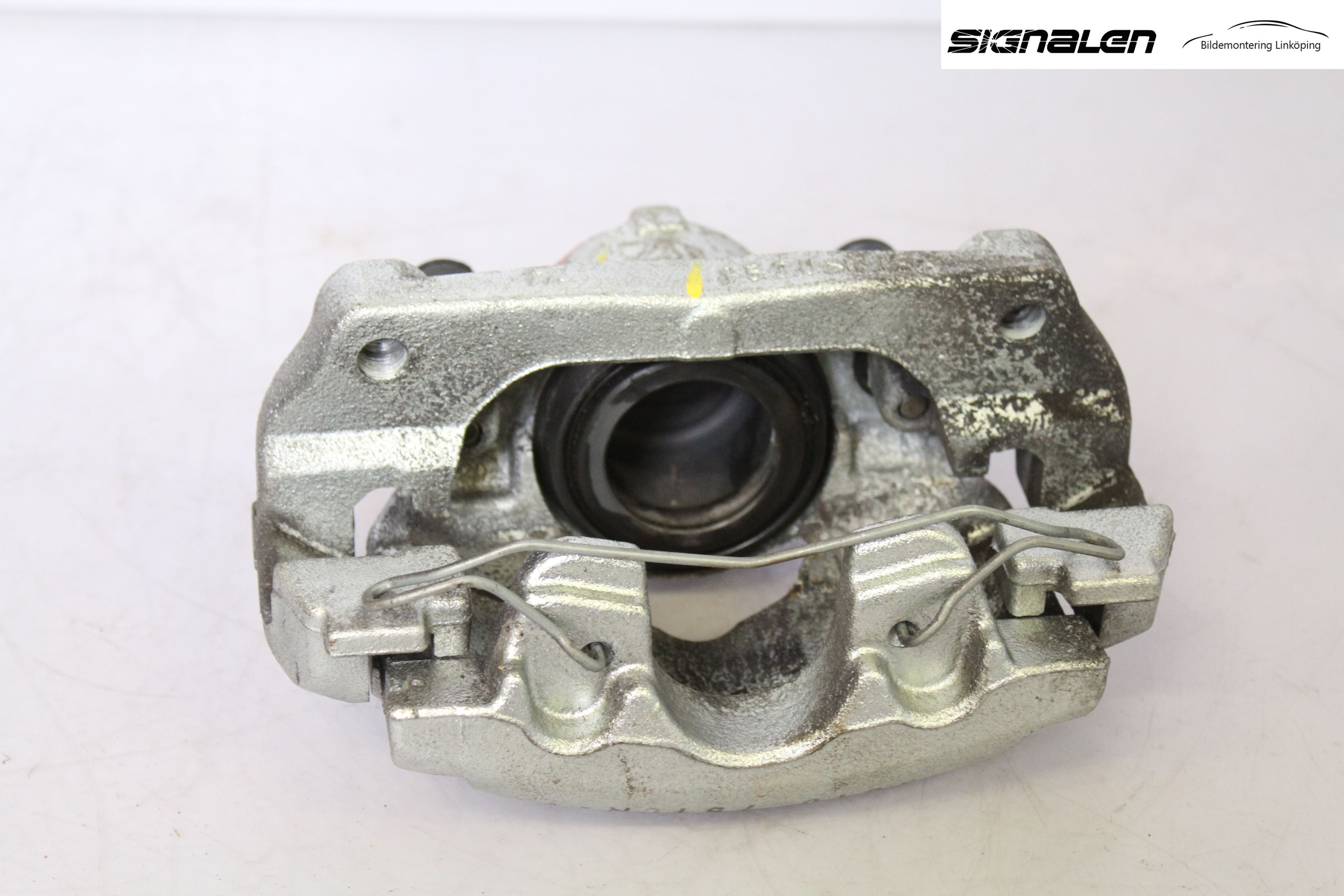 Dacia DOKKER 13- Bromsok Fram Vänster