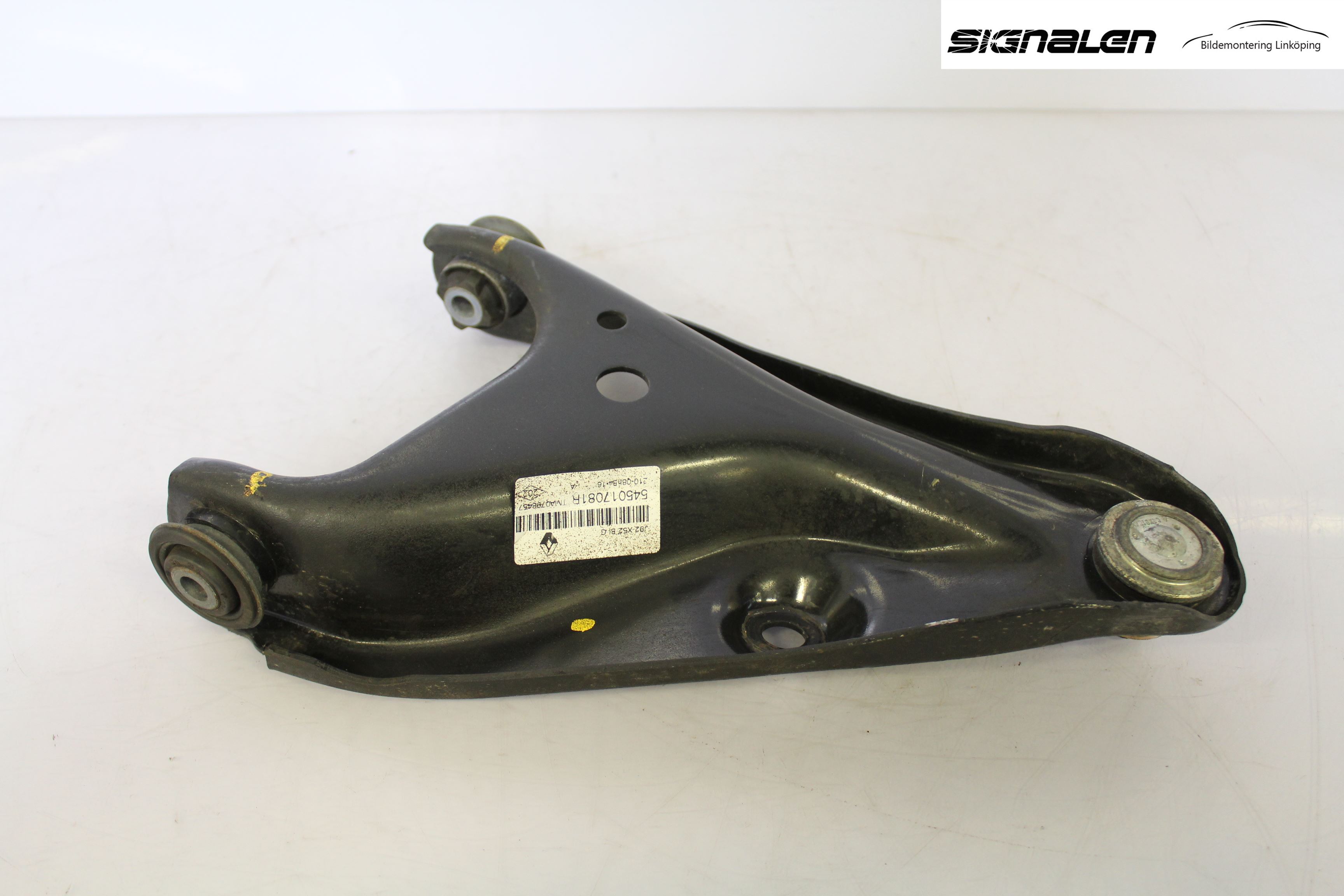 Dacia DOKKER 13- Bärarm Fram Undre Vä