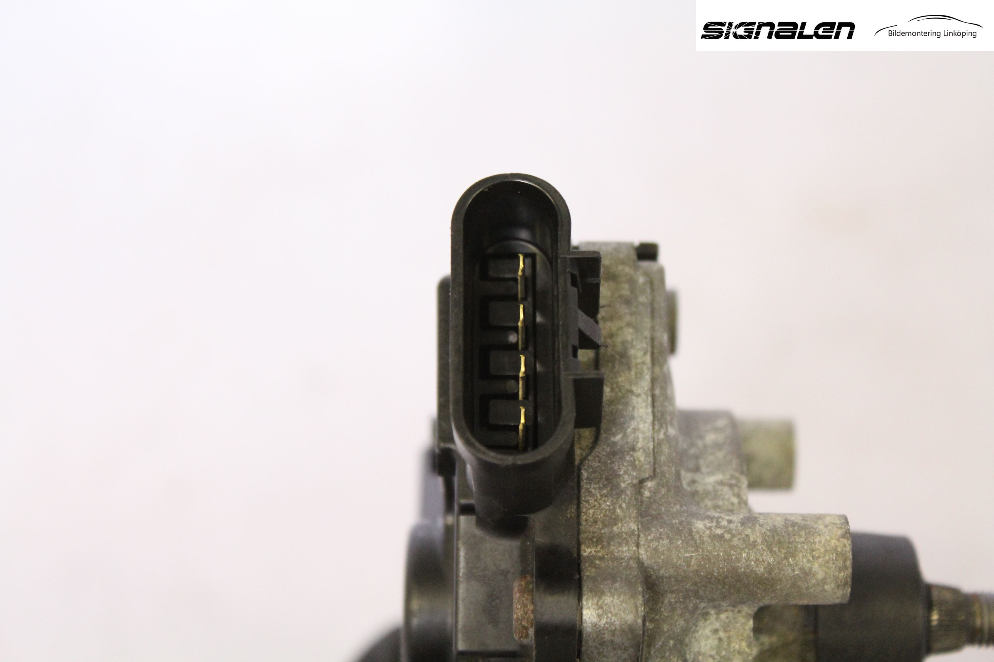 Opel INSIGNIA 09-16 Torkarmotor Vindruta