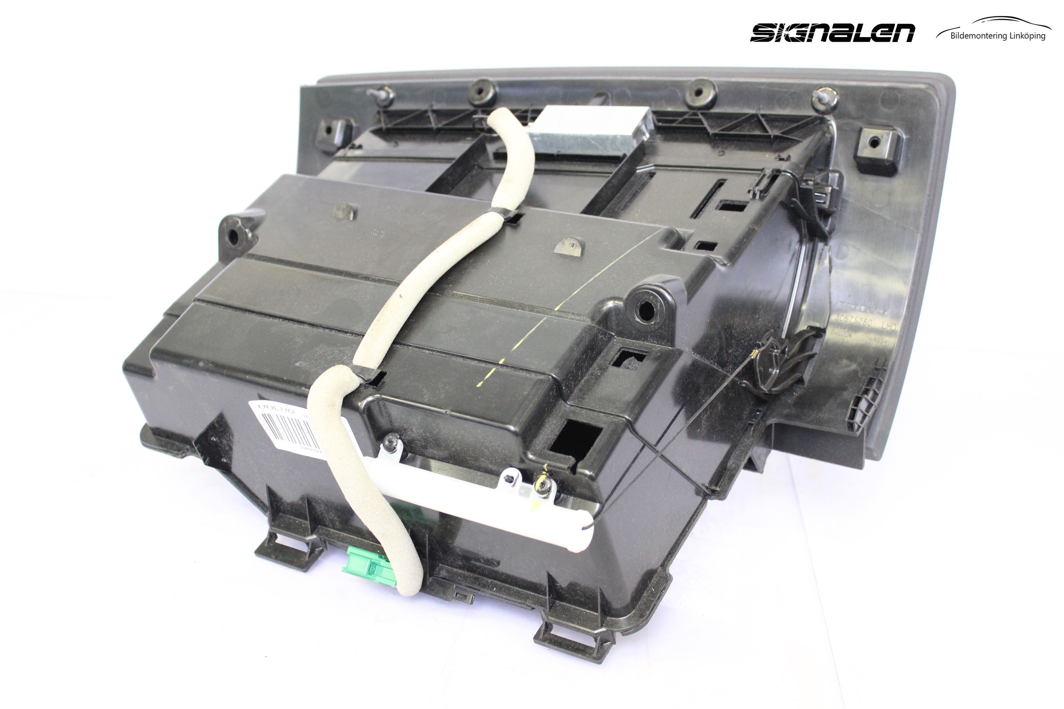 Volvo V70 08-13 Handskfack