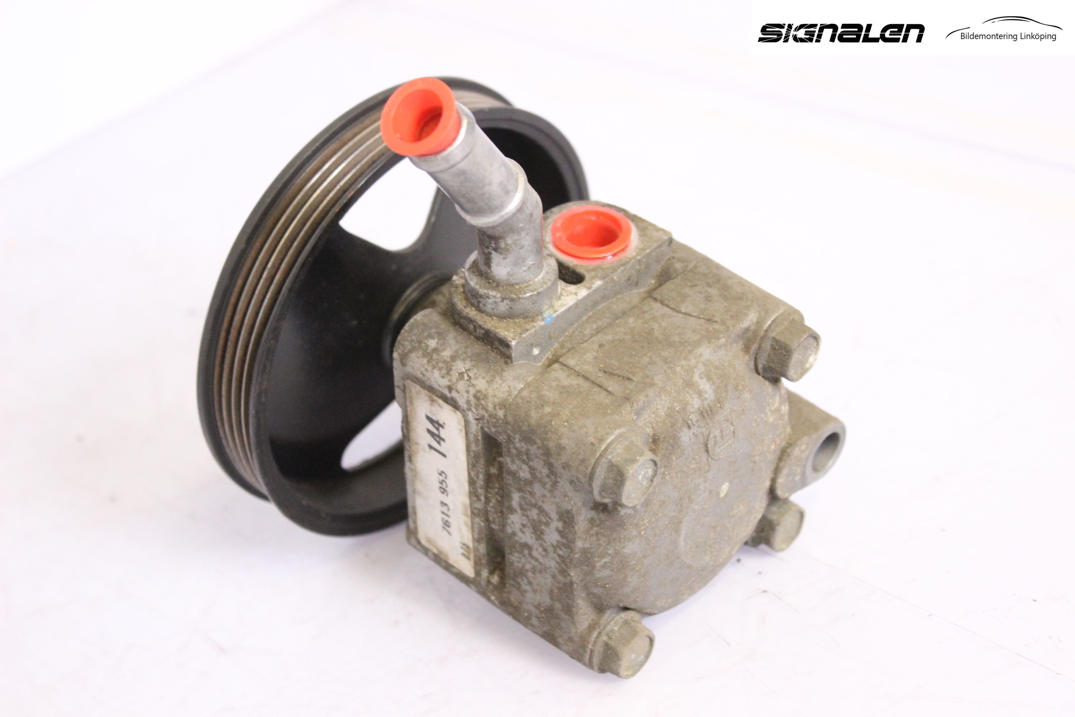 Nissan ALMERA    00-06 Styrservopump