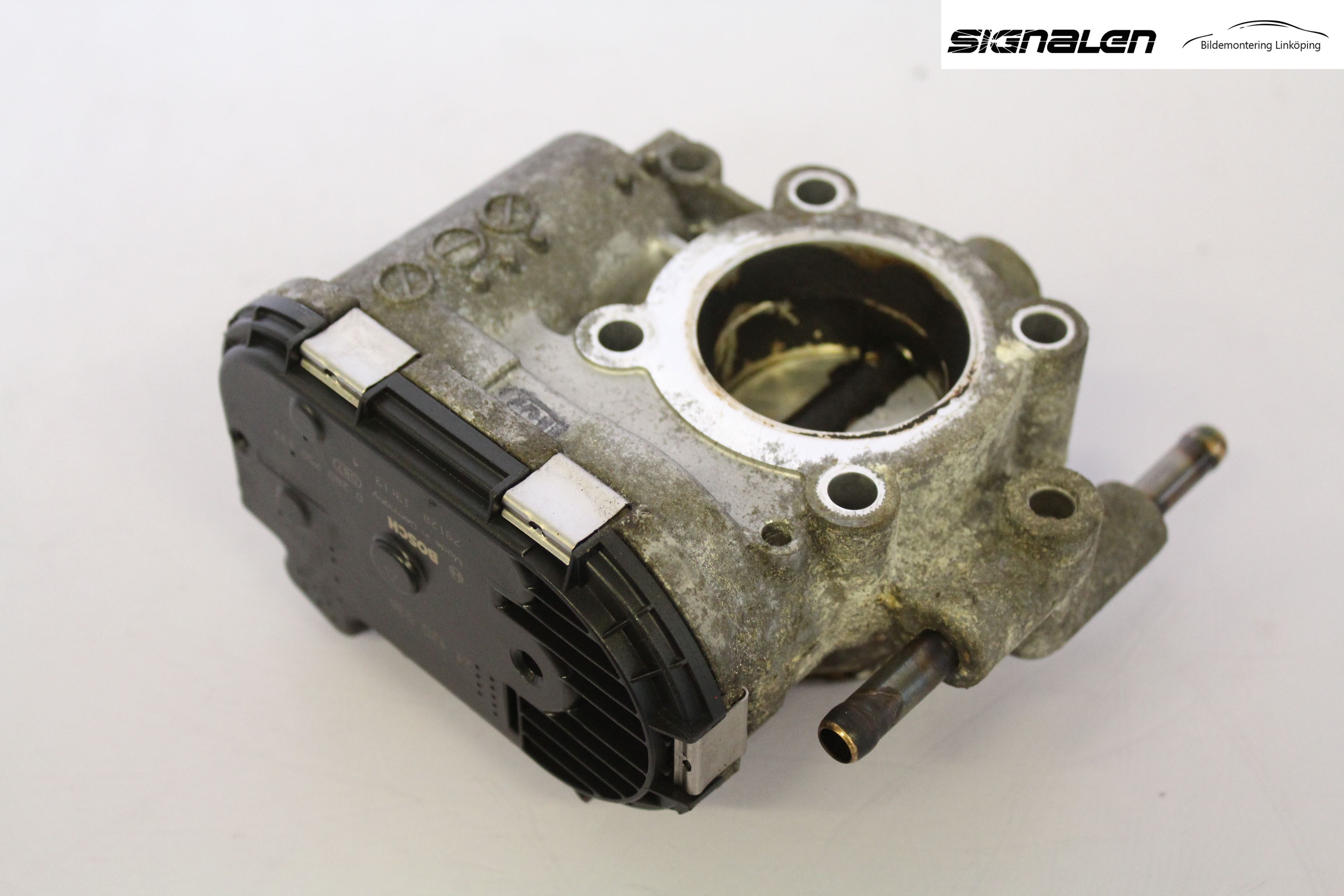 Opel CORSA D 07-14 Injspjällhus