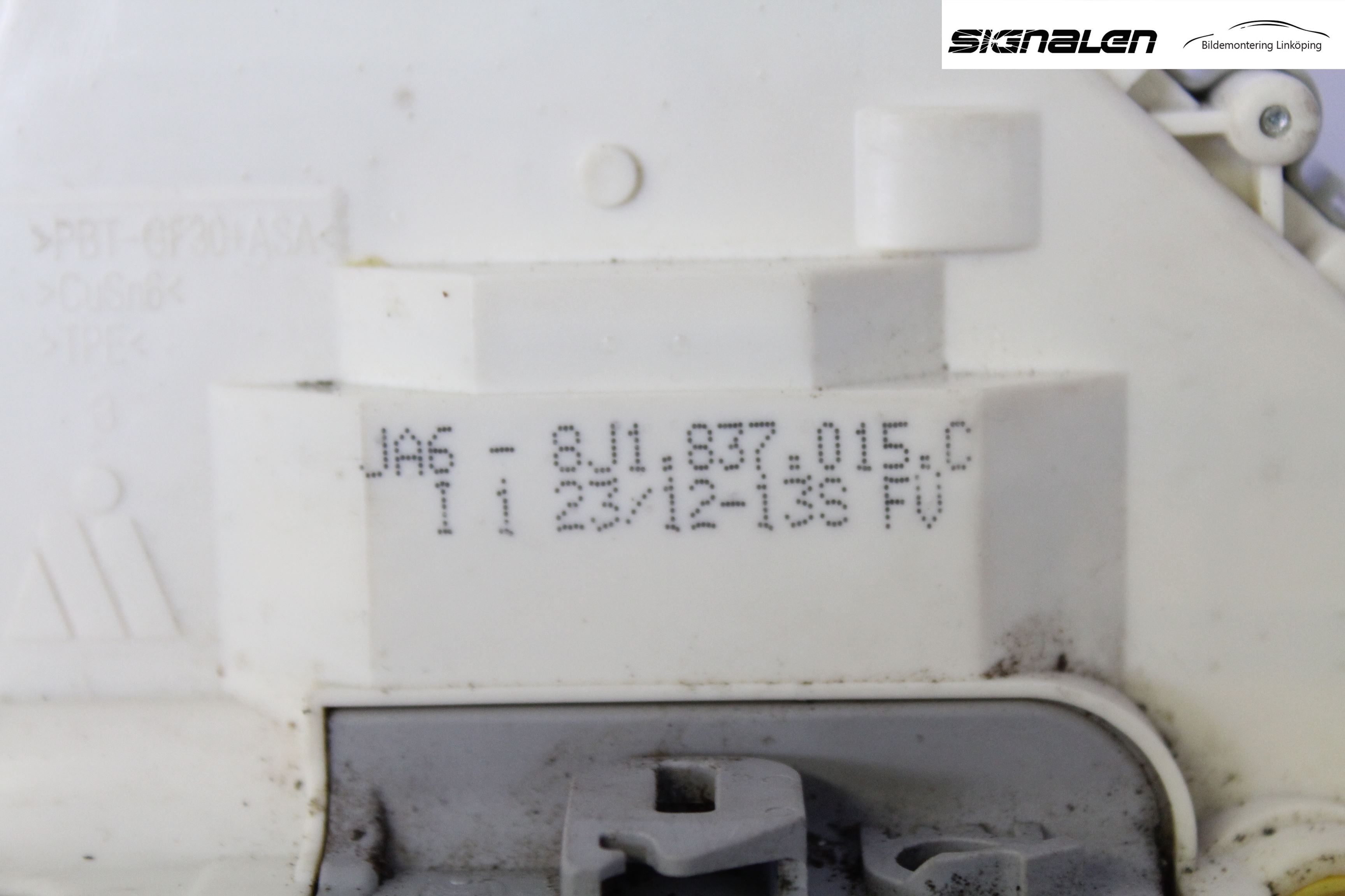 Audi A6/S6 4G 11-18 Låskista-Dörrlås