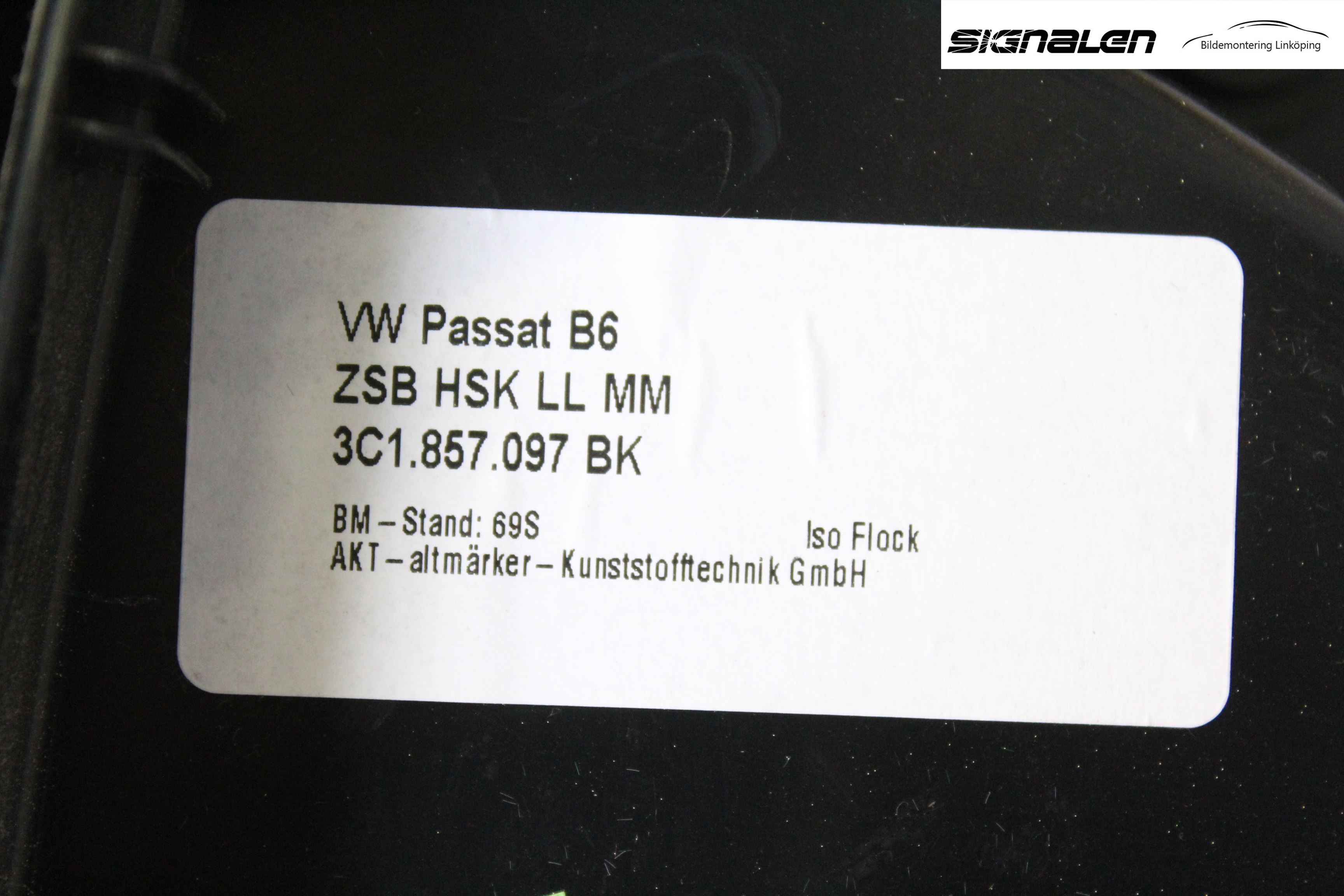 Volkswagen VW PASSAT 05-11 Handskfack