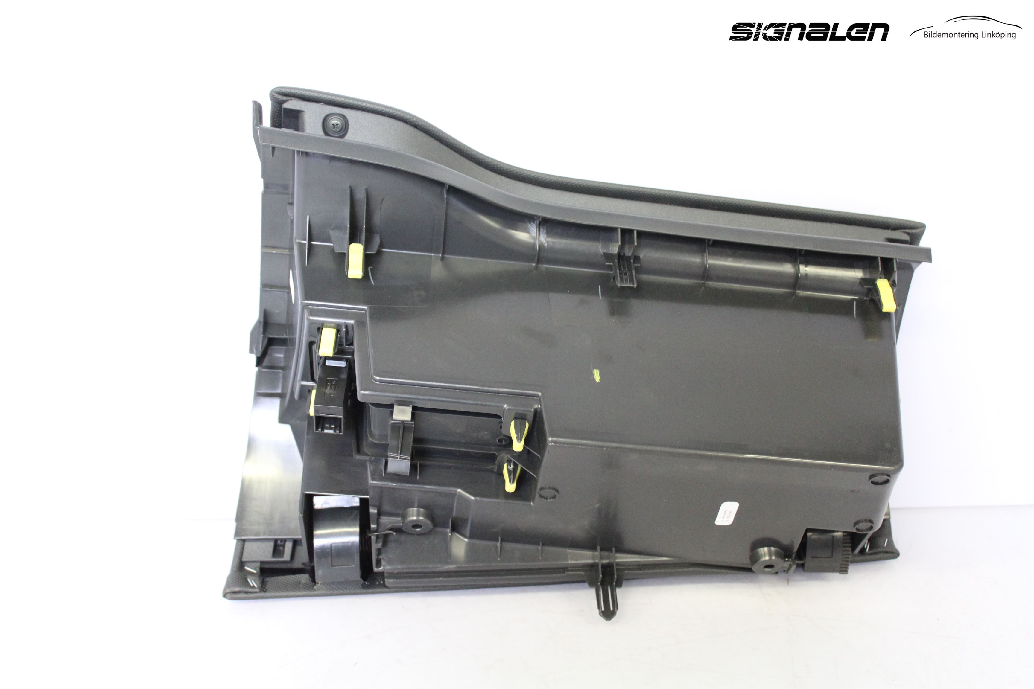 Toyota AURIS 10-12 Handskfack