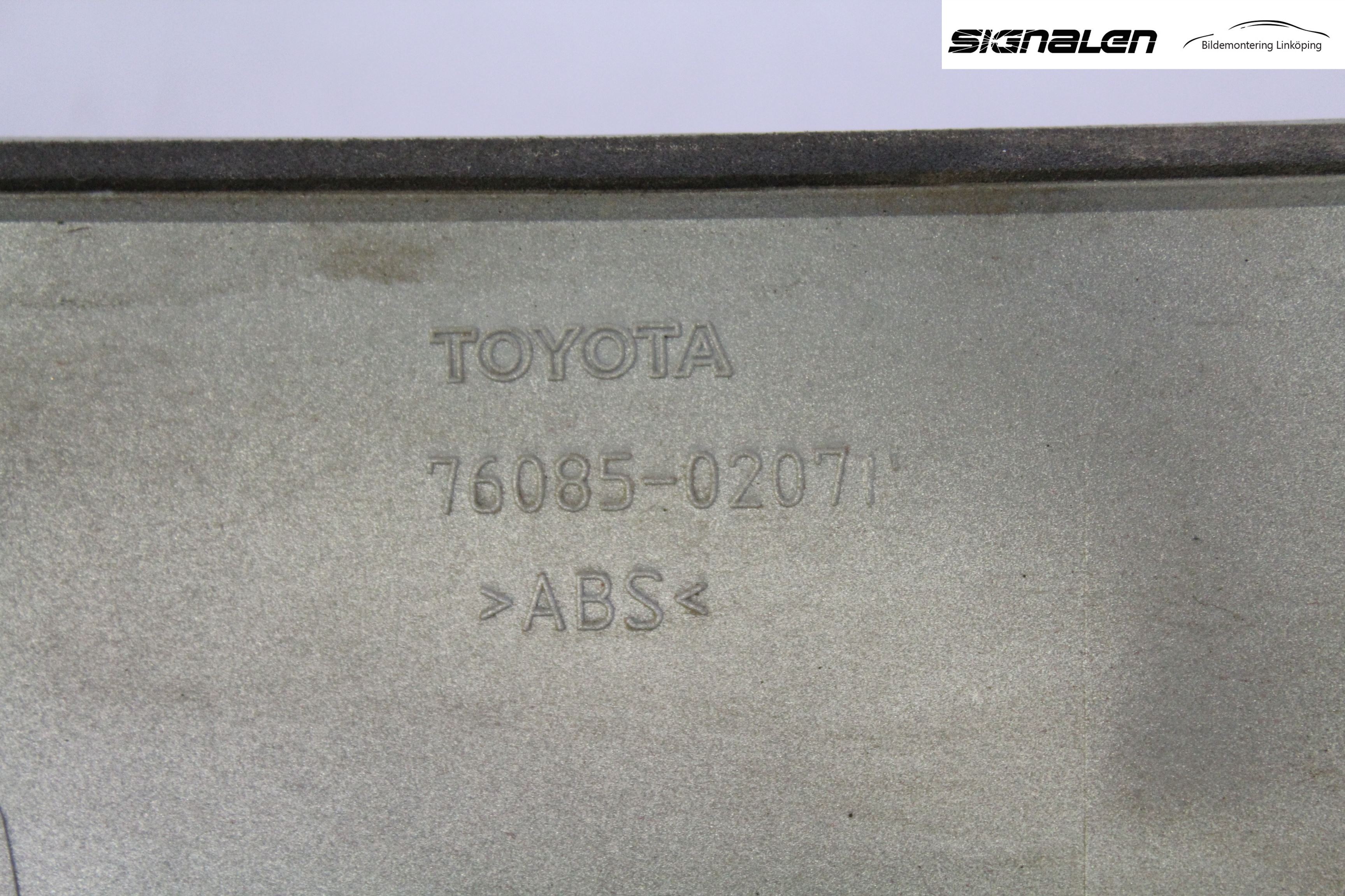 Toyota AURIS 10-12 Spoiler Baklucka