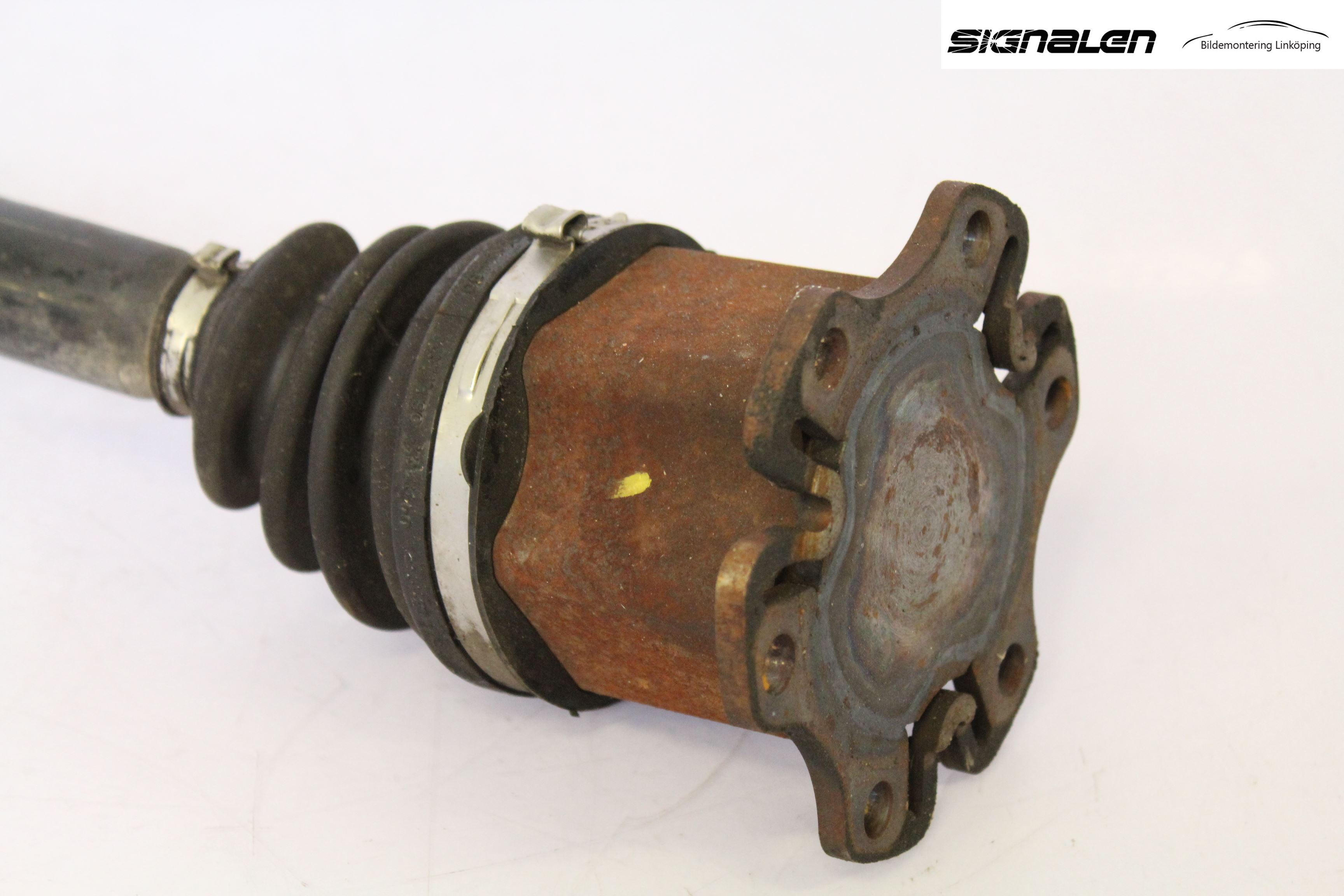 Audi A6/S6     05-11 Drivaxel Fram Höger