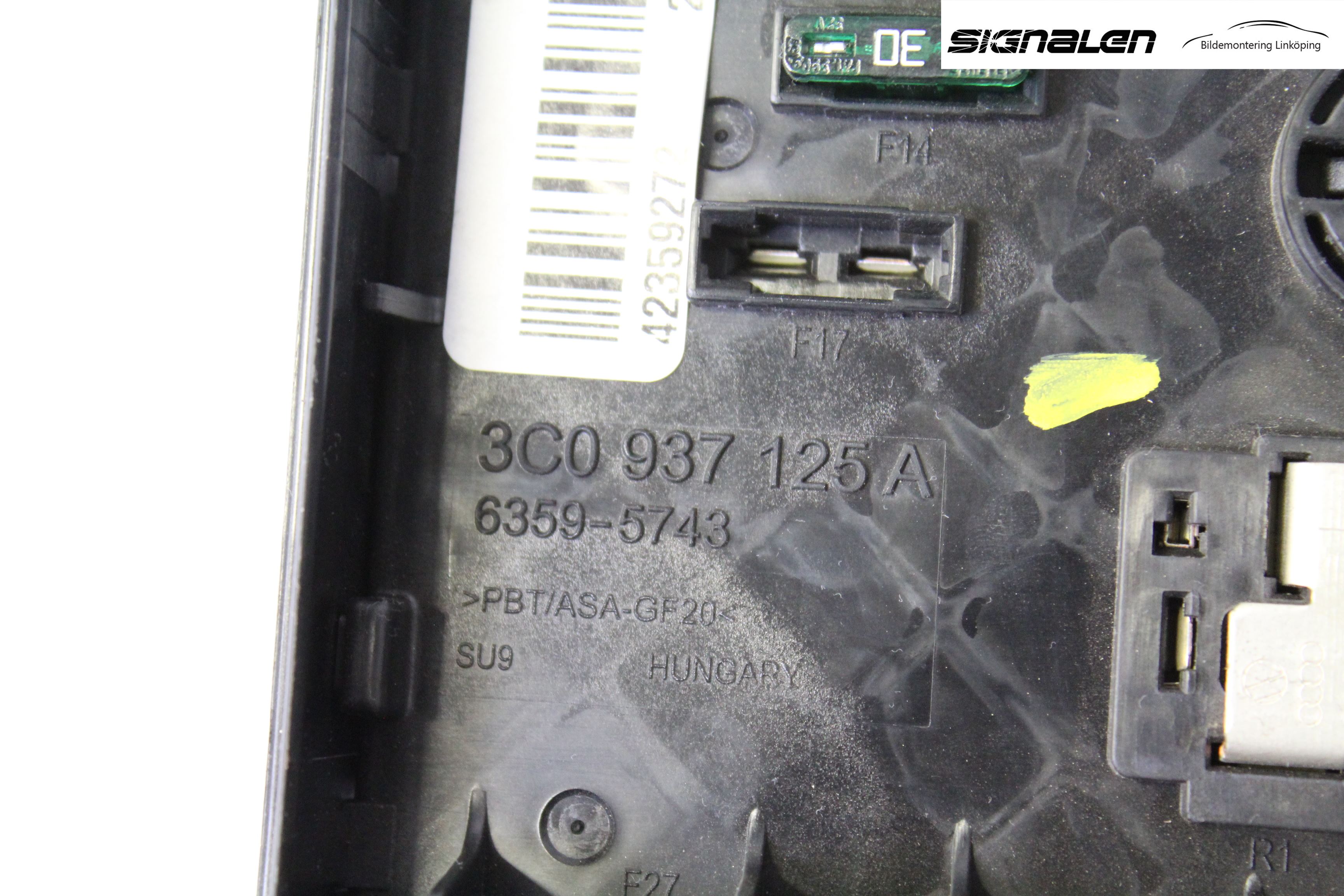 Volkswagen VW PASSAT 11-14 Säkringsdosa-Elcentral