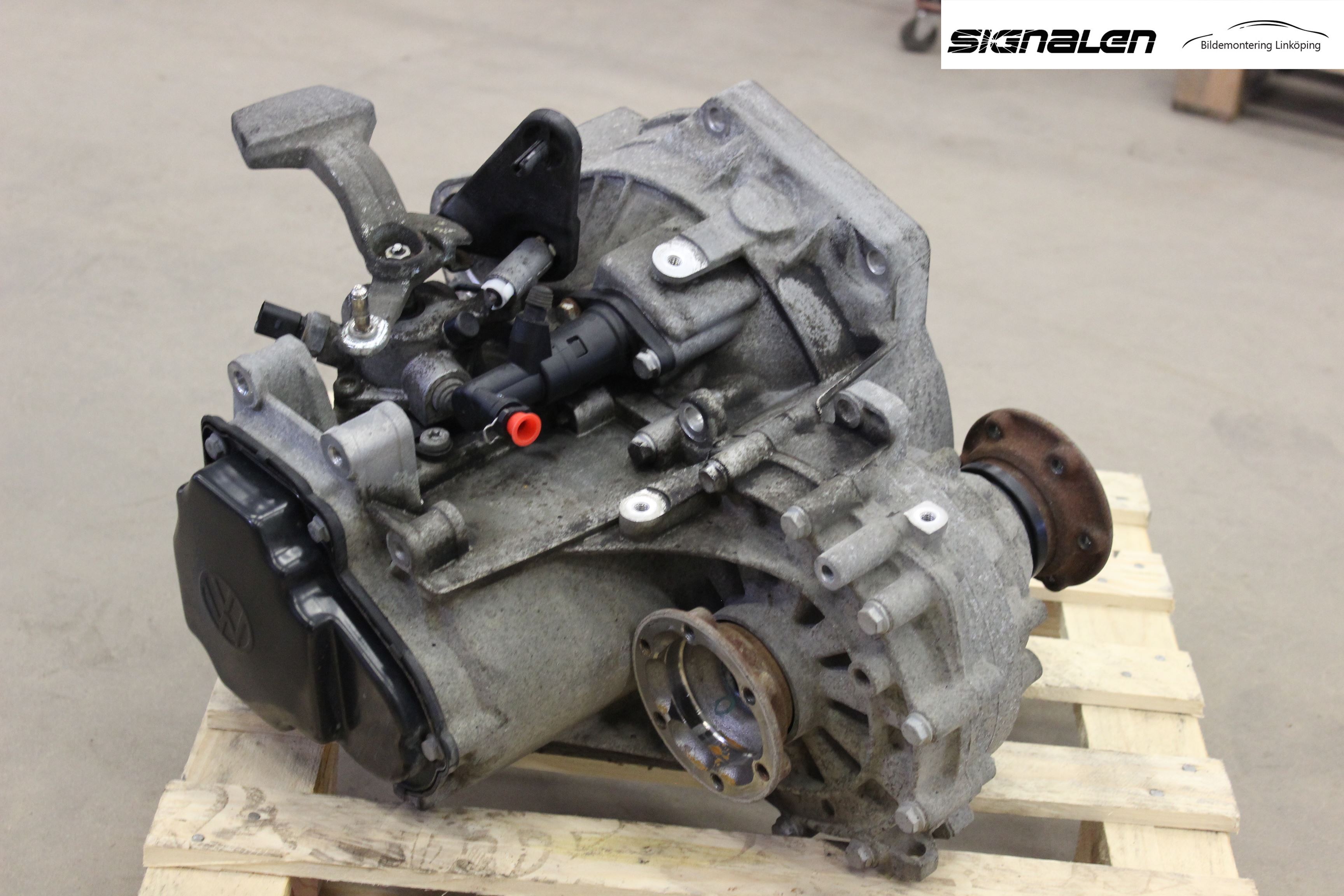 Volkswagen VW CADDY      04-10 Växellåda Man 5 Vxl