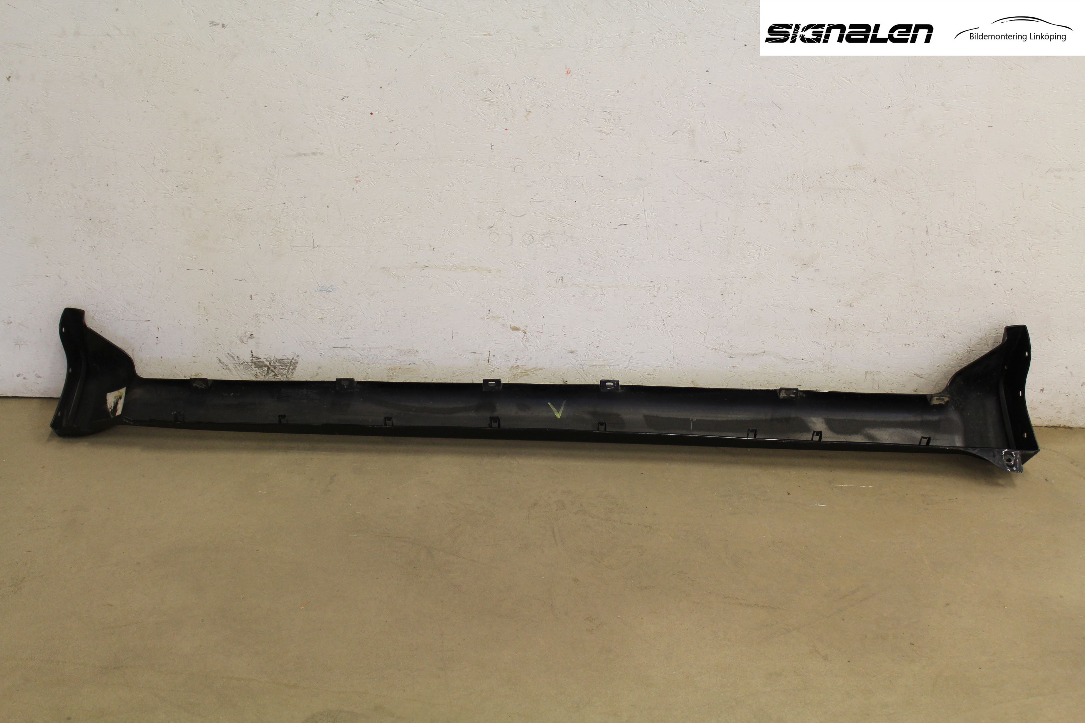 Dodge NITRO Sidokjol Vä