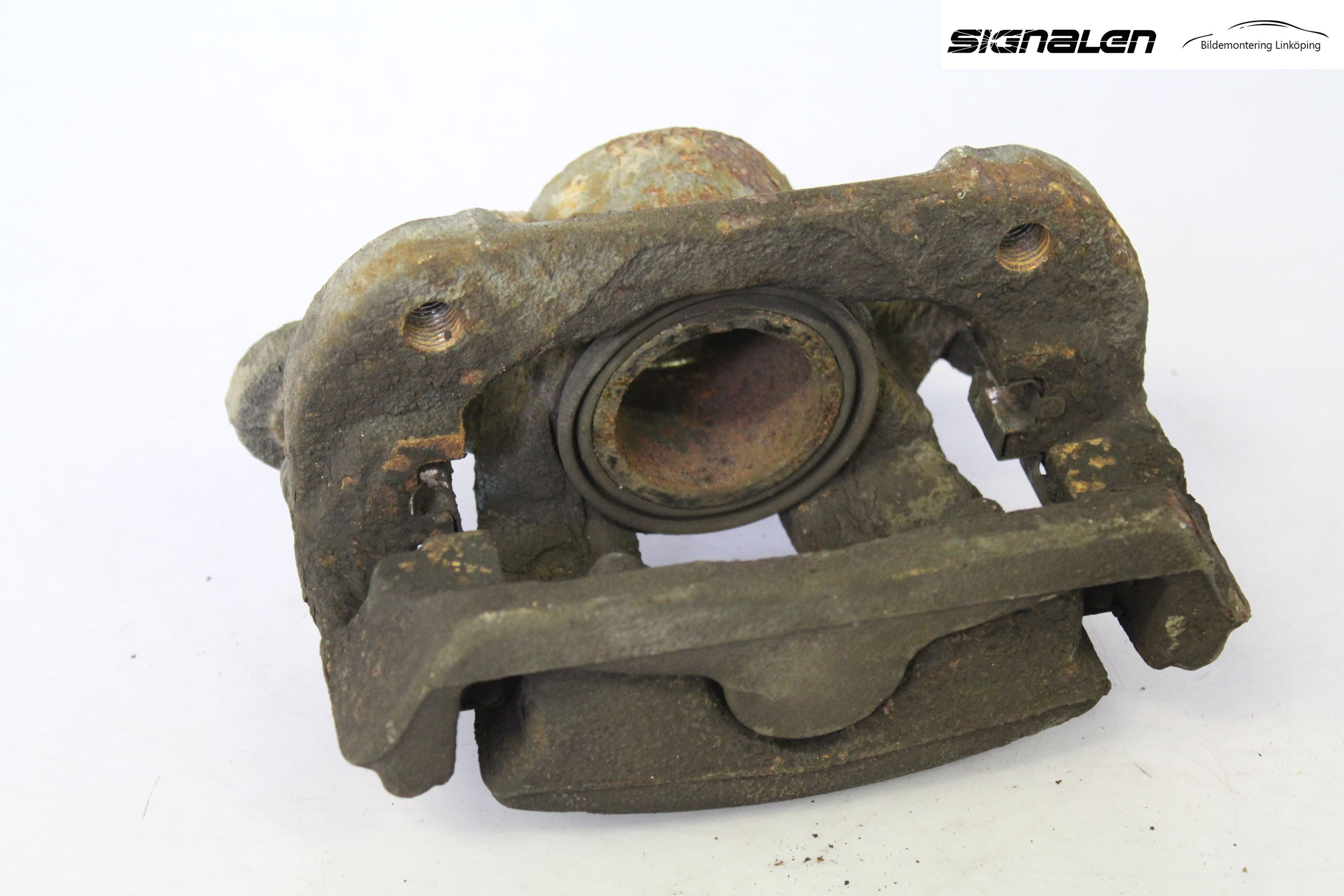 BMW 1 E87/81 5D/3D 03-11 Bromsok Fram Höger