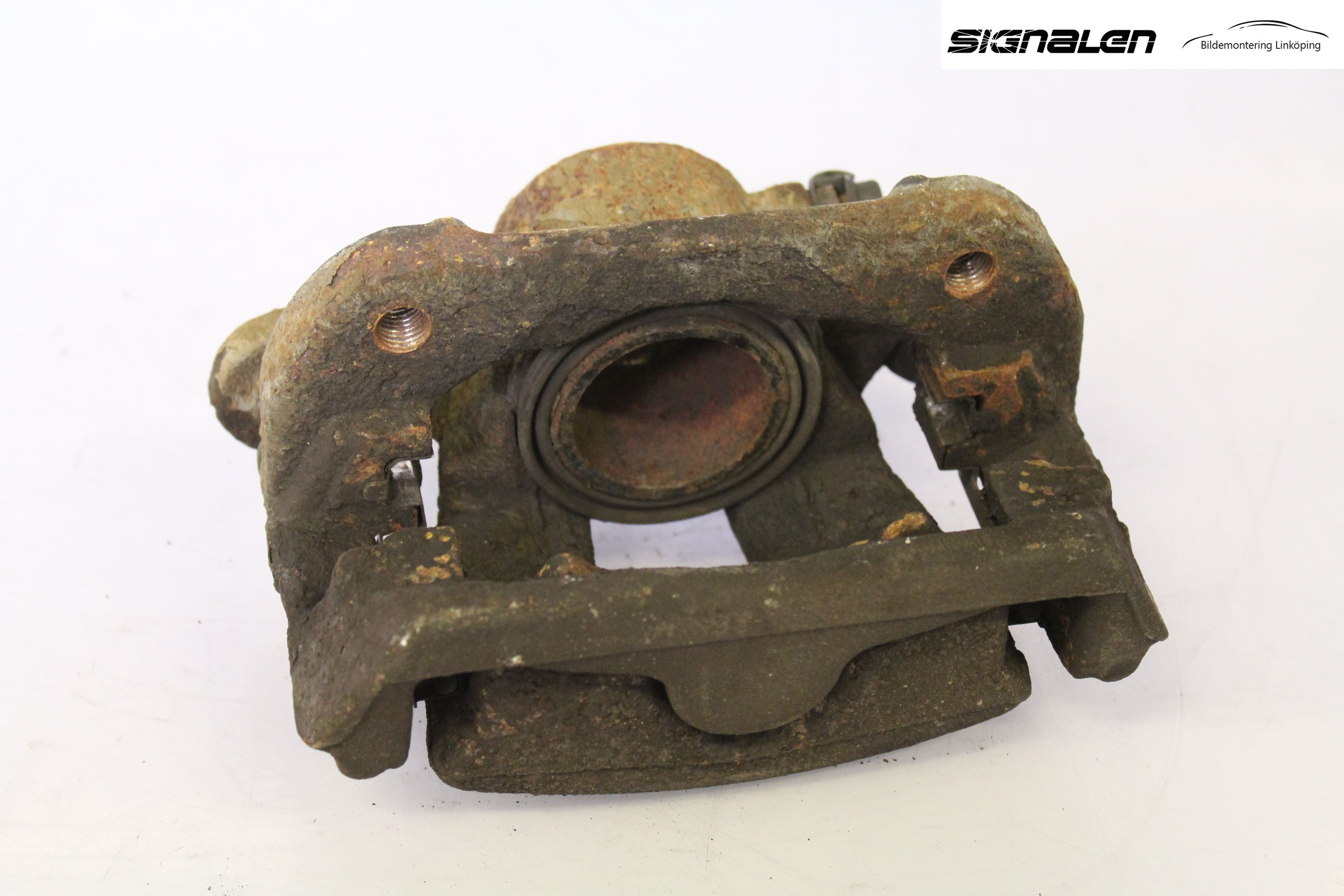 BMW 1 E87/81 5D/3D 03-11 Bromsok Fram Vänster