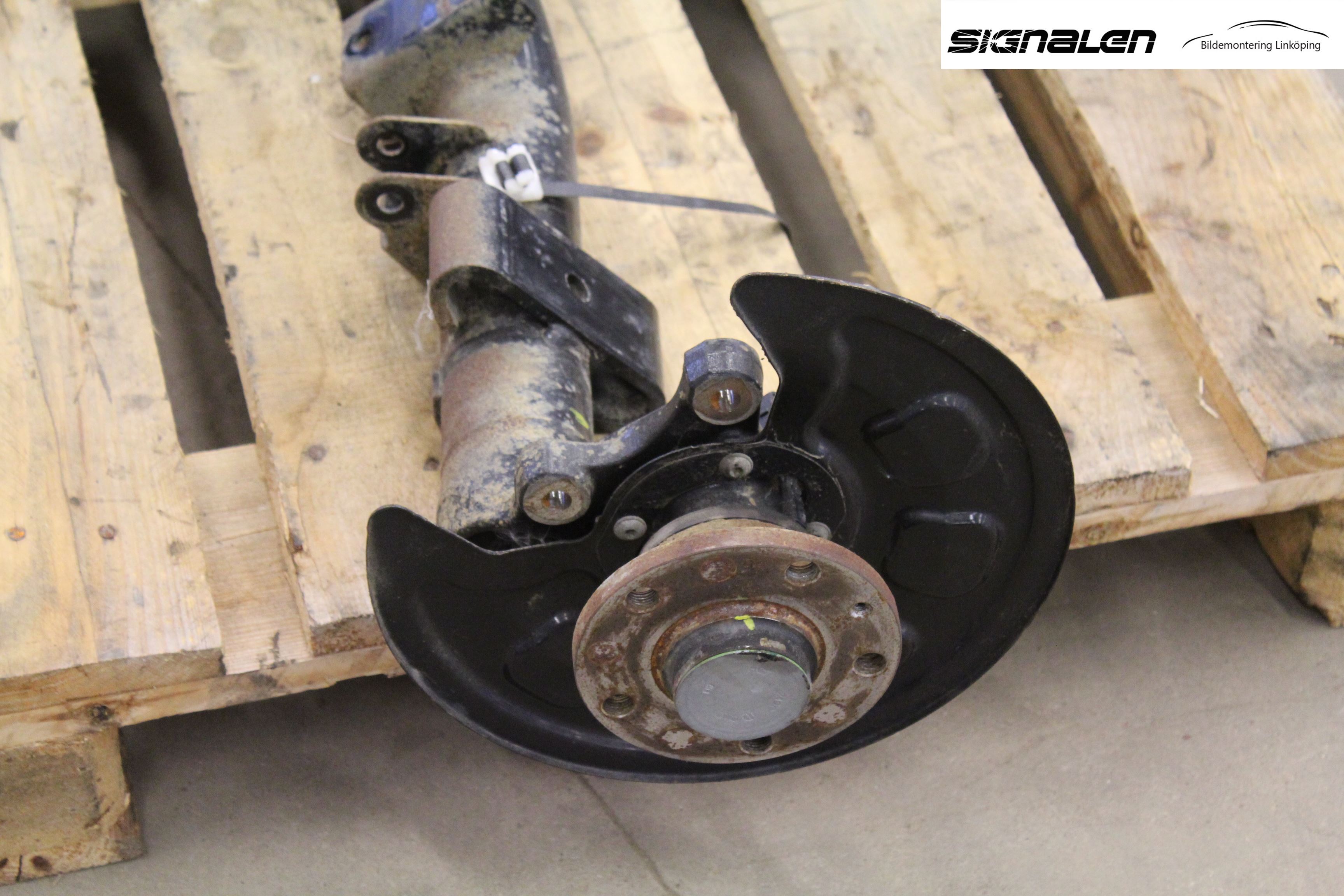 Volkswagen VW CADDY 11-15 Bakaxel